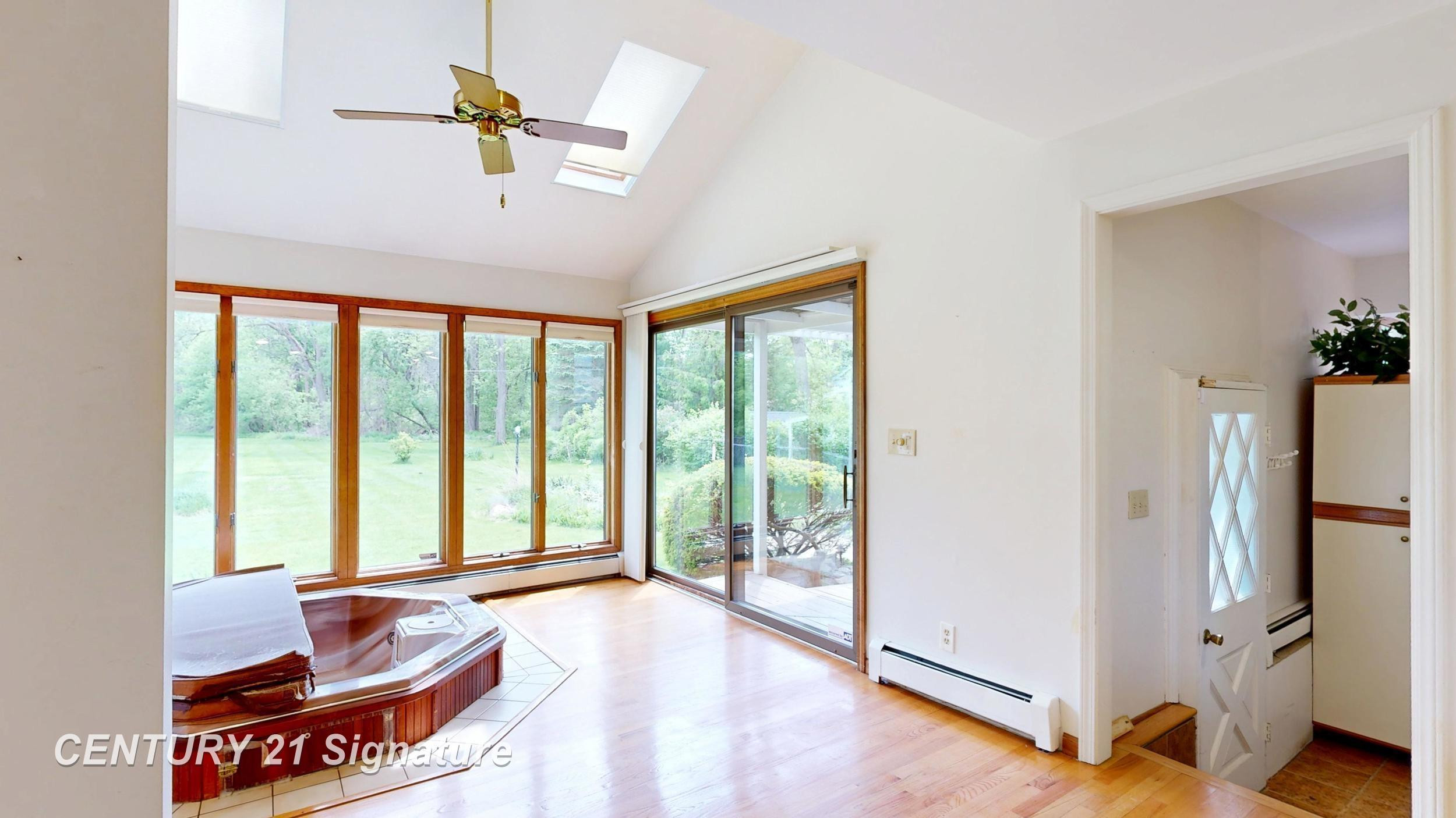 5501 Calkins Road, Flint, MI 48532 — Photo 10