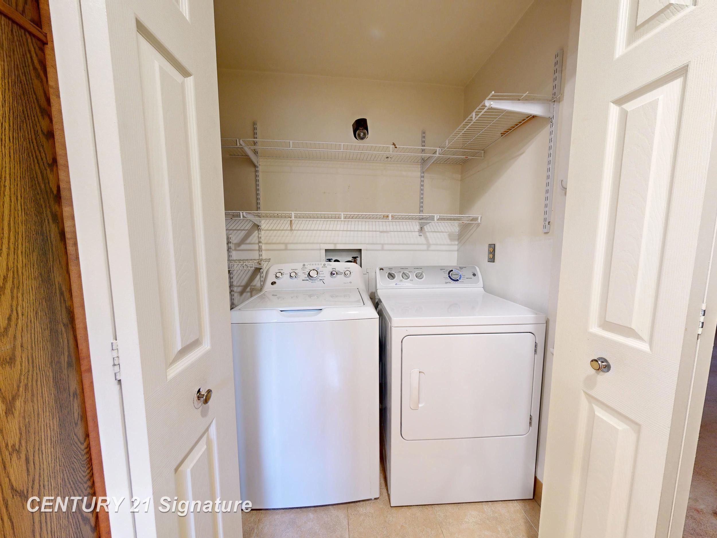 5501 Calkins Road, Flint, MI 48532 — Photo 11