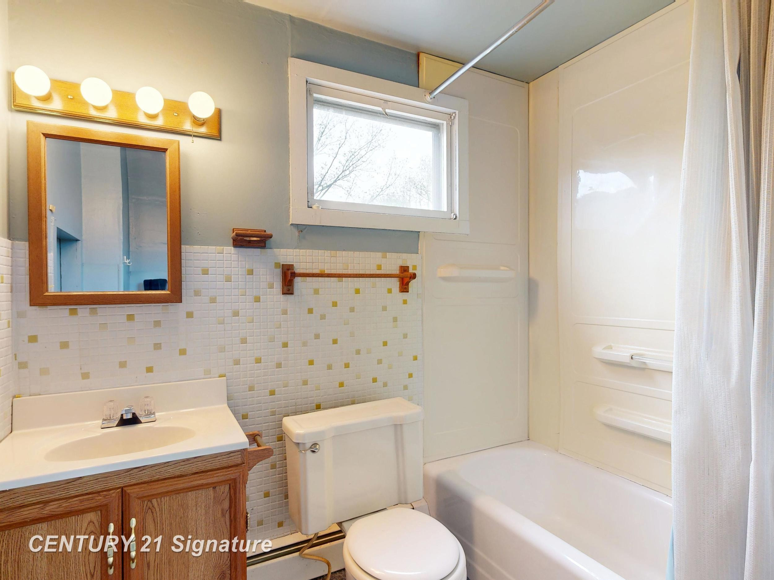 5501 Calkins Road, Flint, MI 48532 — Photo 27