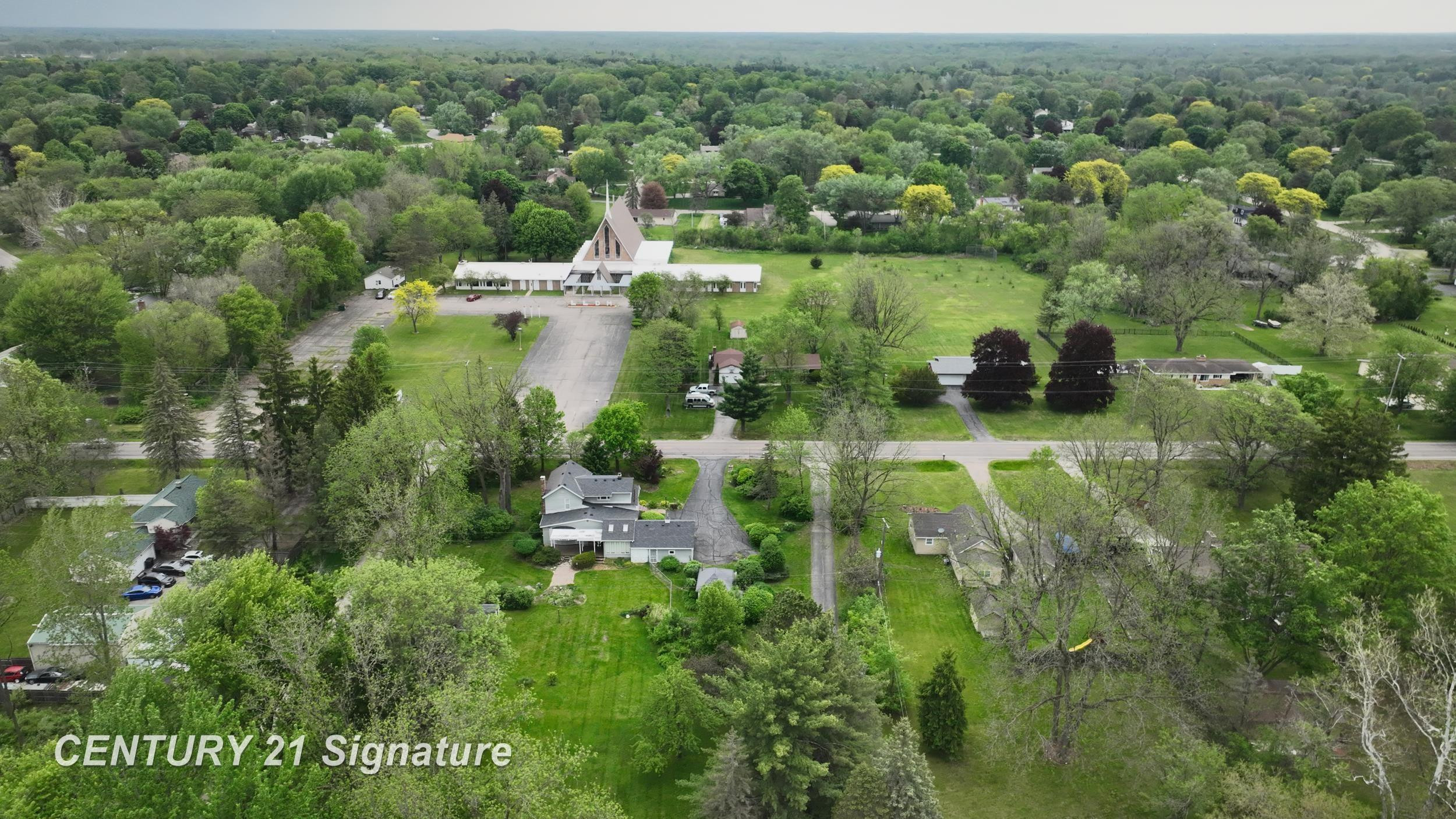 5501 Calkins Road, Flint, MI 48532 — Photo 33