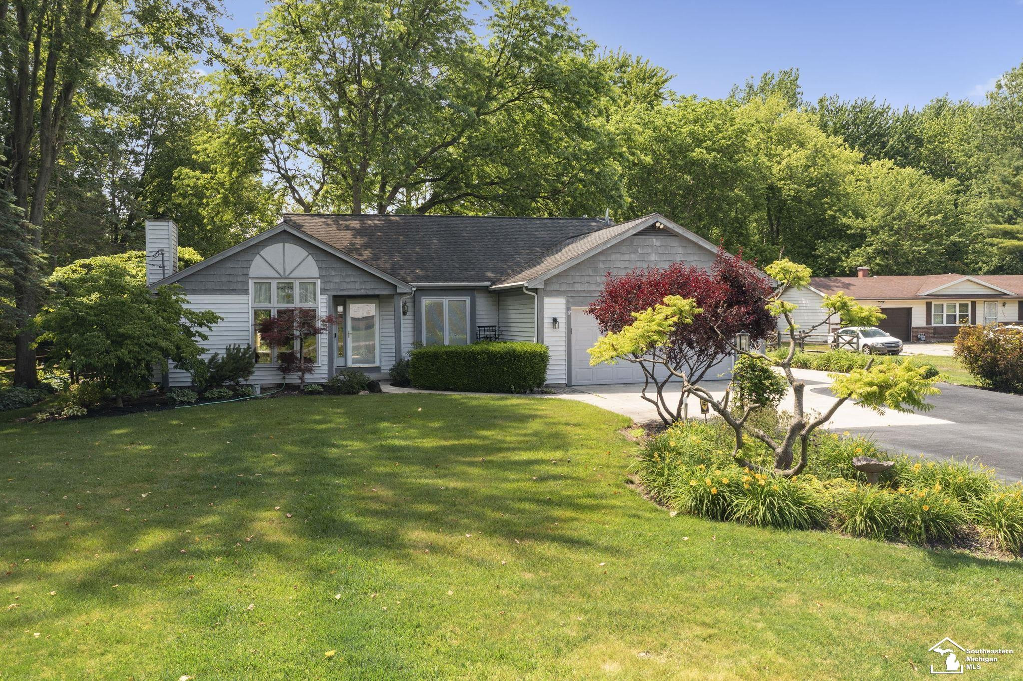 10735 Secor Road, Temperance, MI 48182 — Photo 36