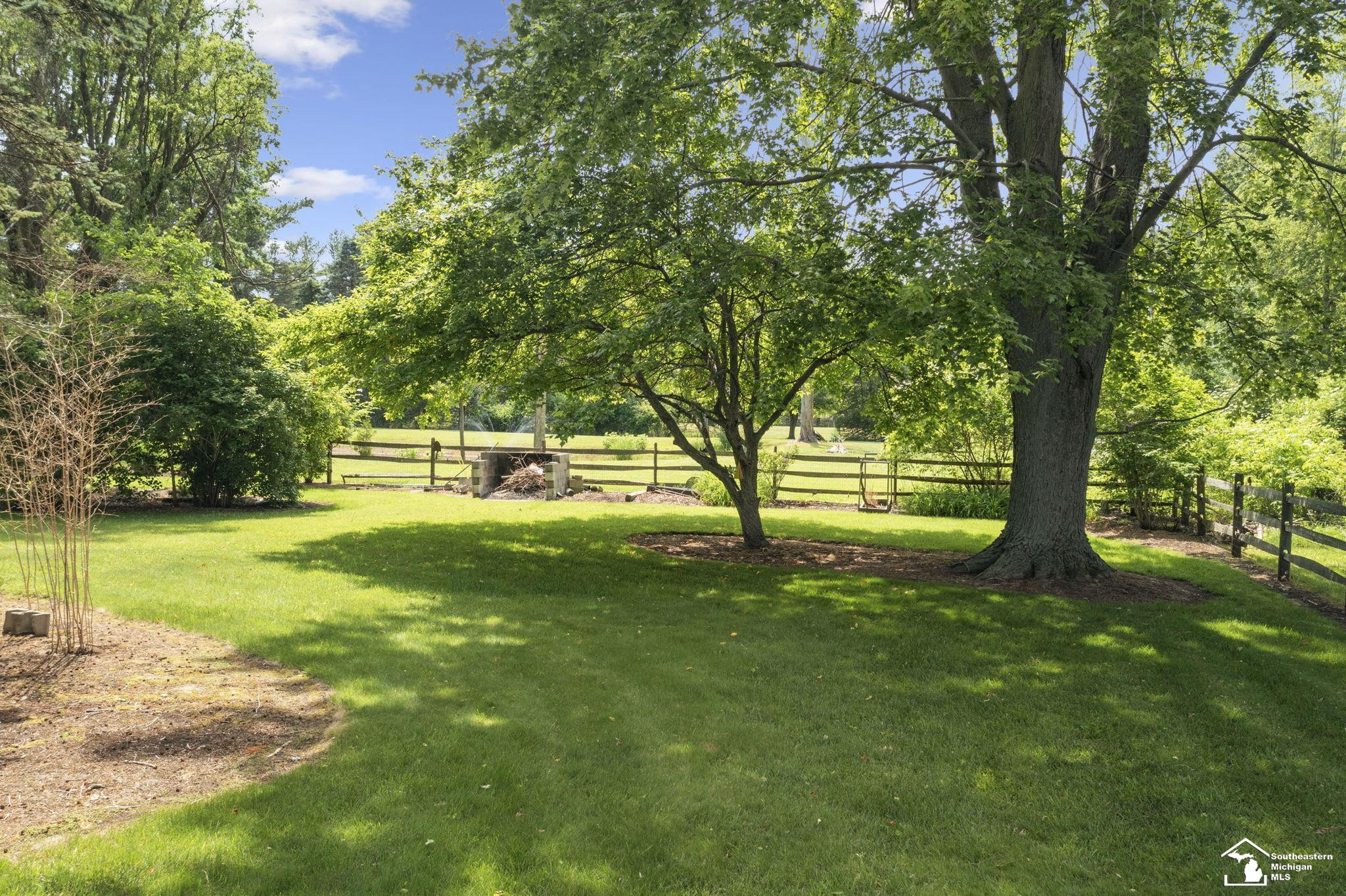 10735 Secor Road, Temperance, MI 48182 — Photo 49