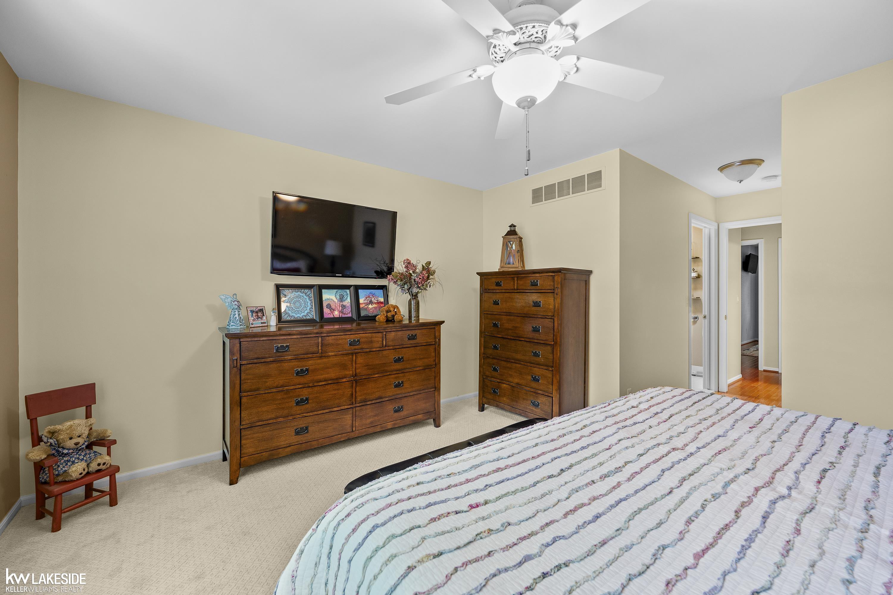 40134 Riverbend Drive, Sterling Heights, MI 48310 — Photo 31