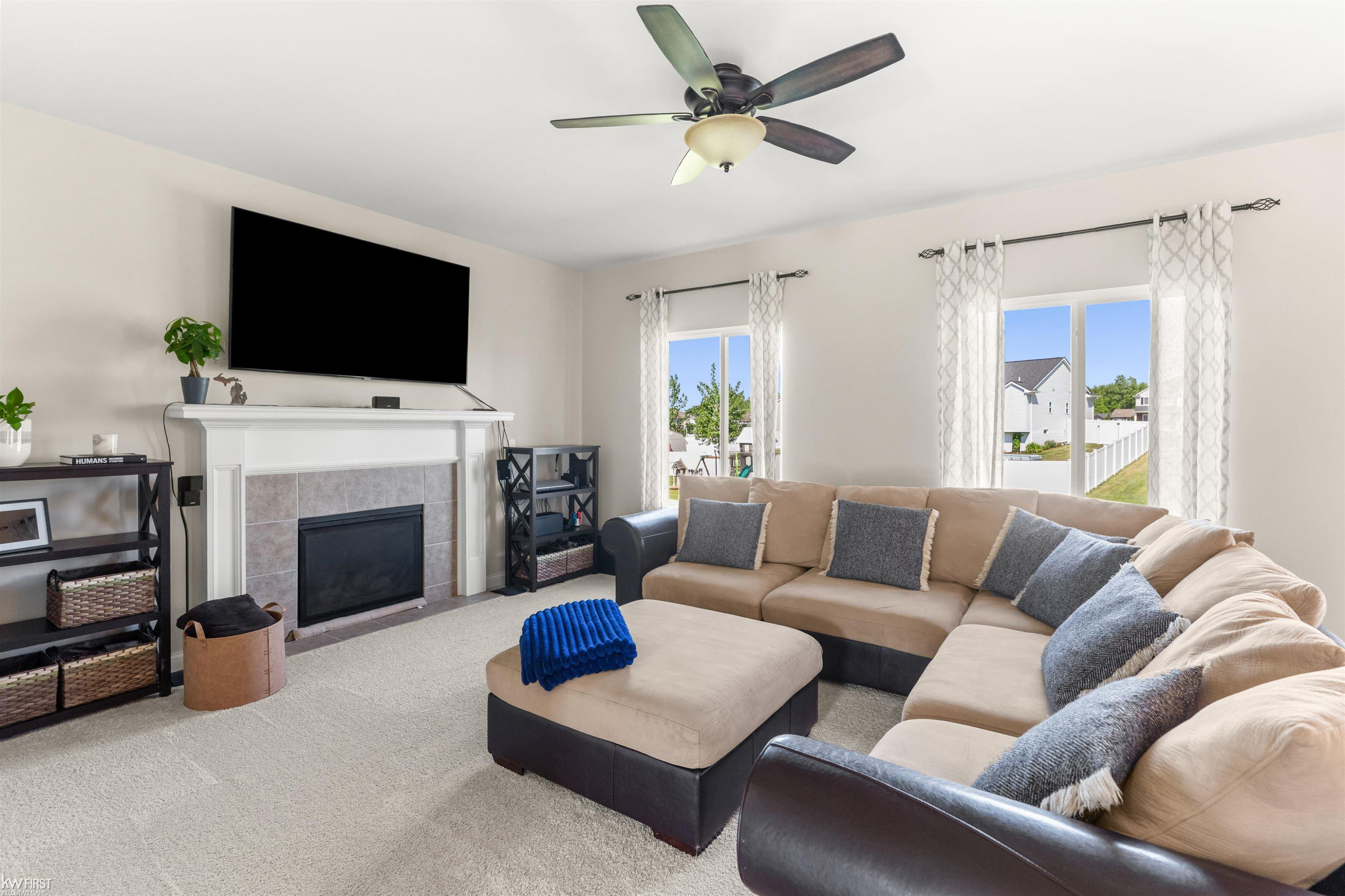 8101 Peninsula Circle, Grand Blanc, MI 48439 — Photo 11