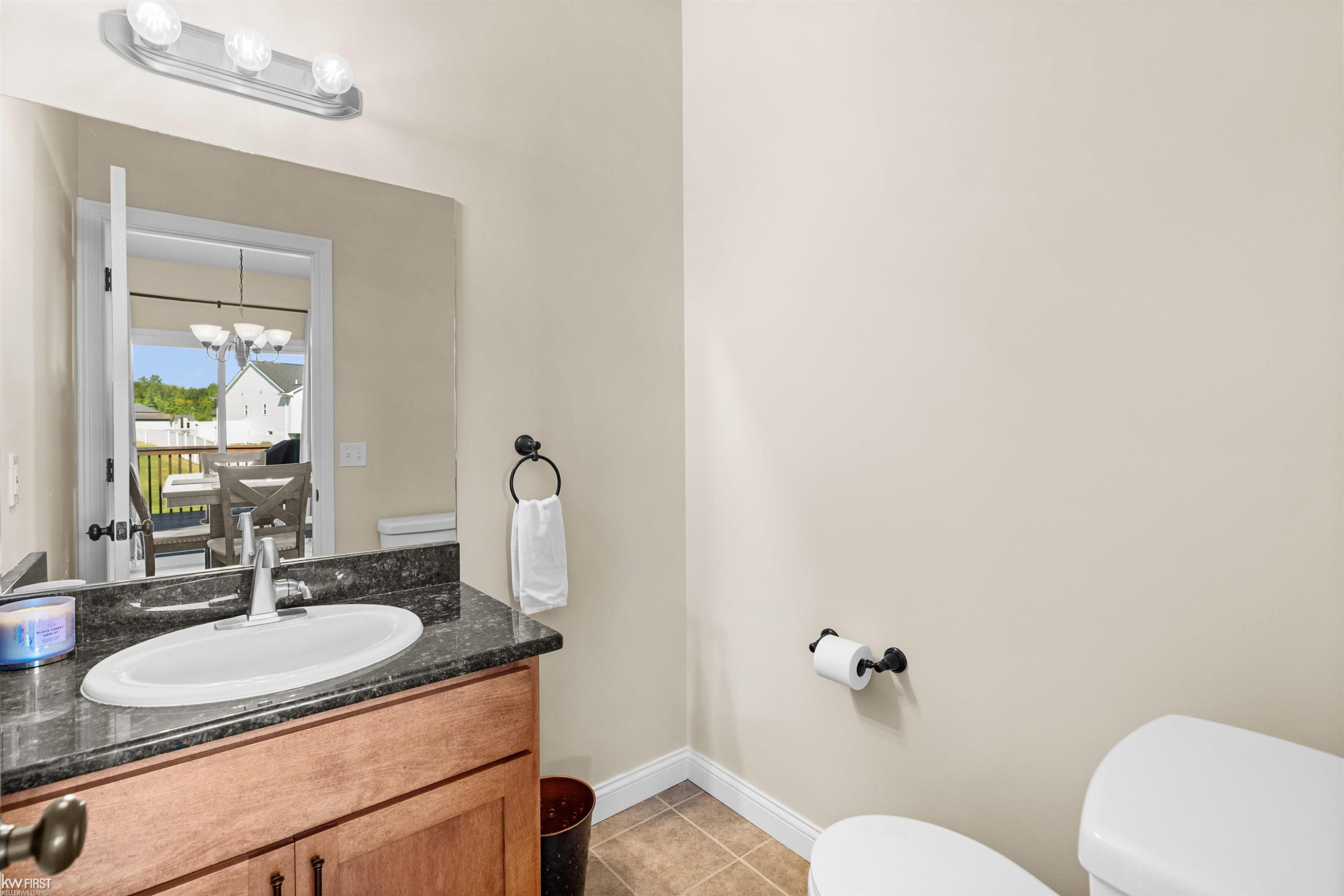 8101 Peninsula Circle, Grand Blanc, MI 48439 — Photo 21
