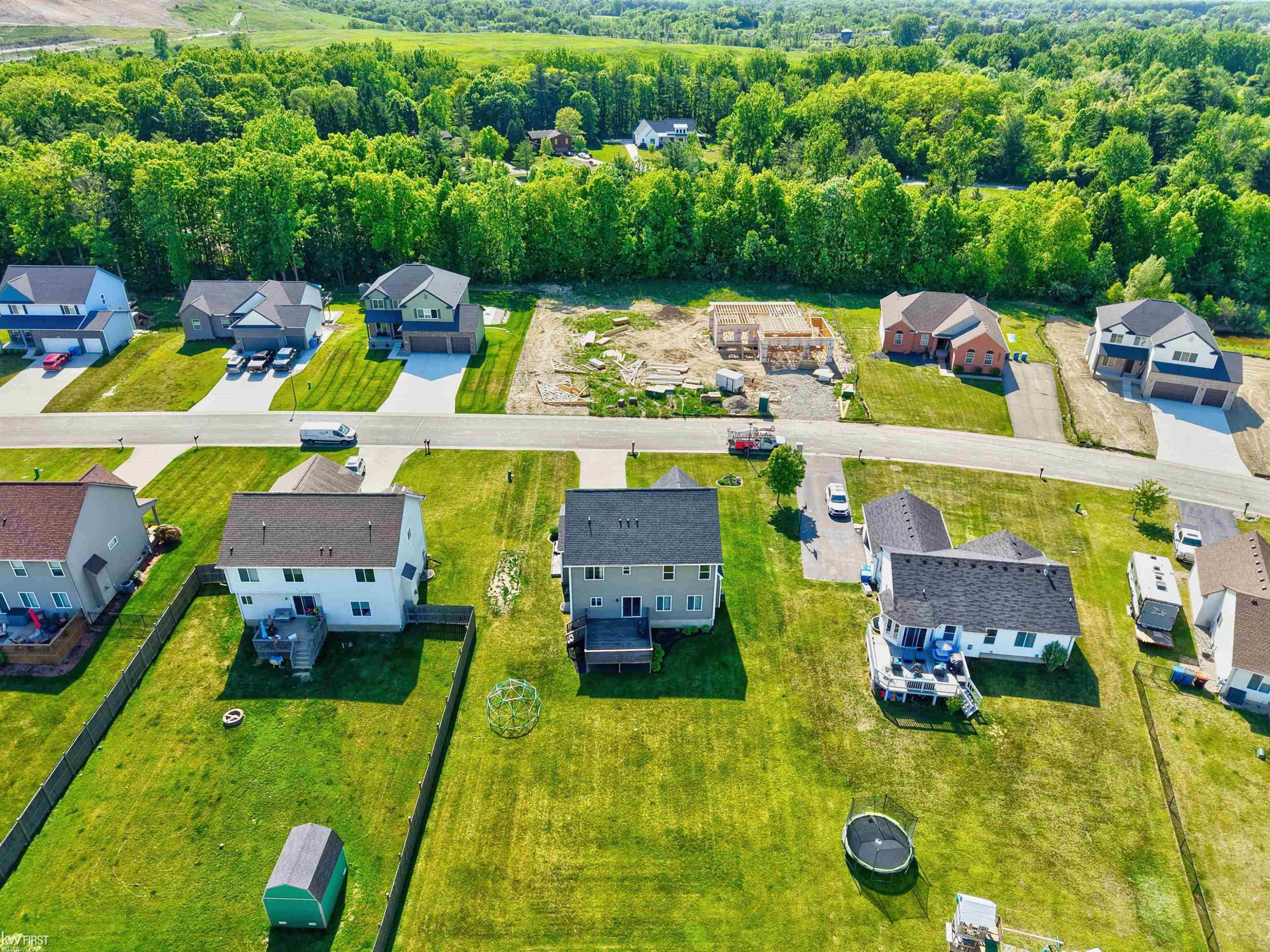 8101 Peninsula Circle, Grand Blanc, MI 48439 — Photo 49