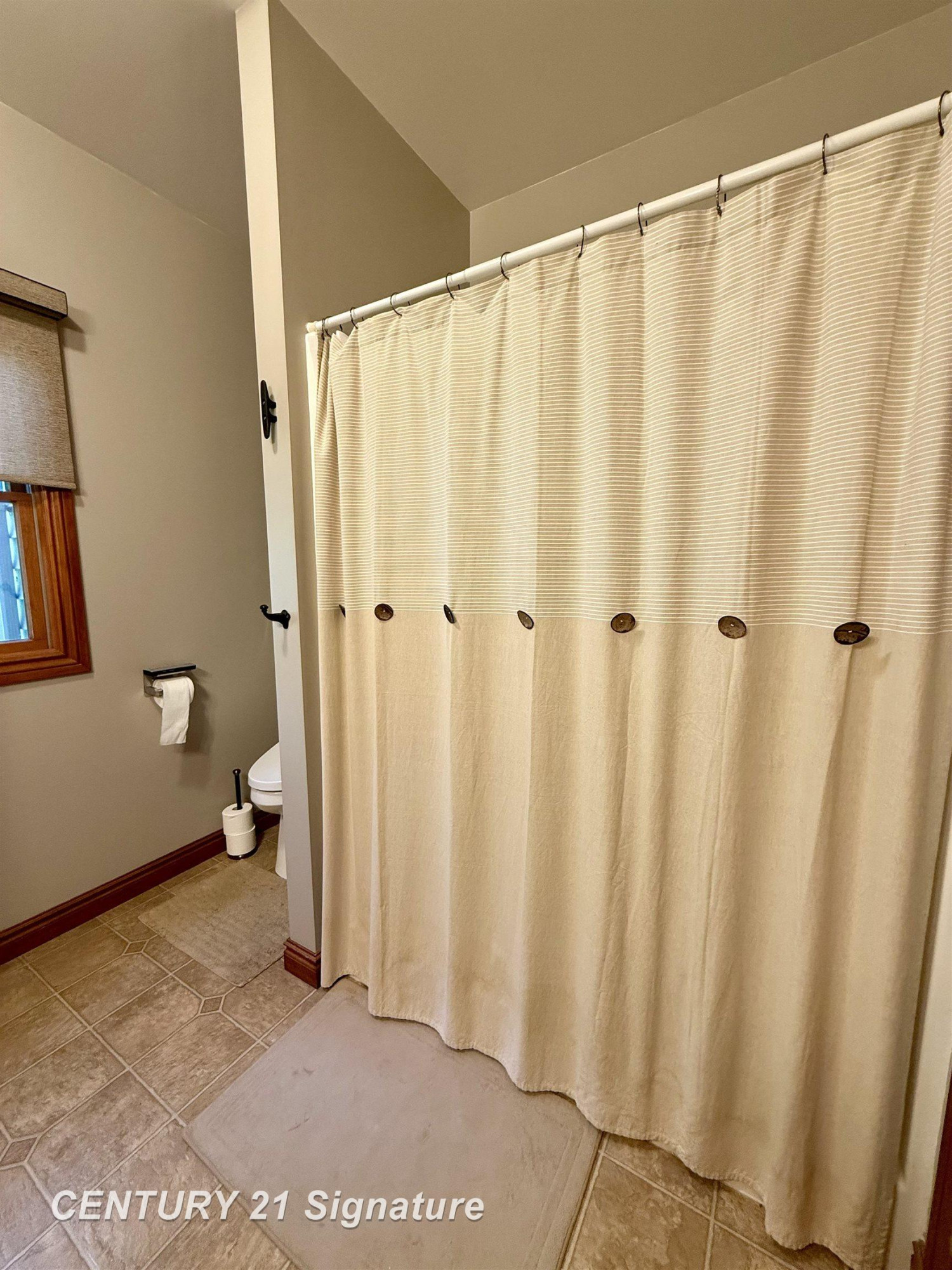 5689 Lawndale Road, Saginaw, MI 48604 — Photo 22