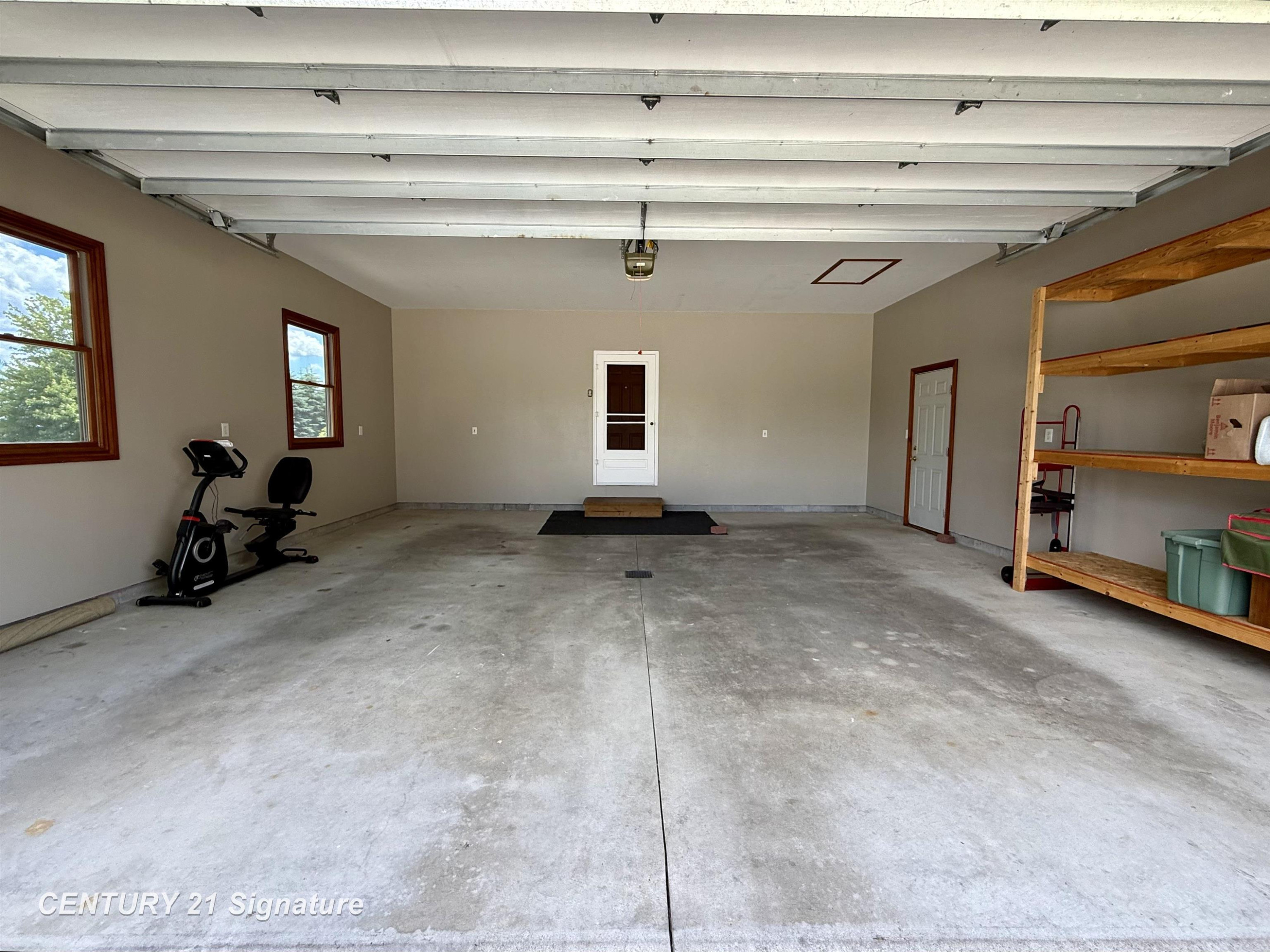 5689 Lawndale Road, Saginaw, MI 48604 — Photo 37