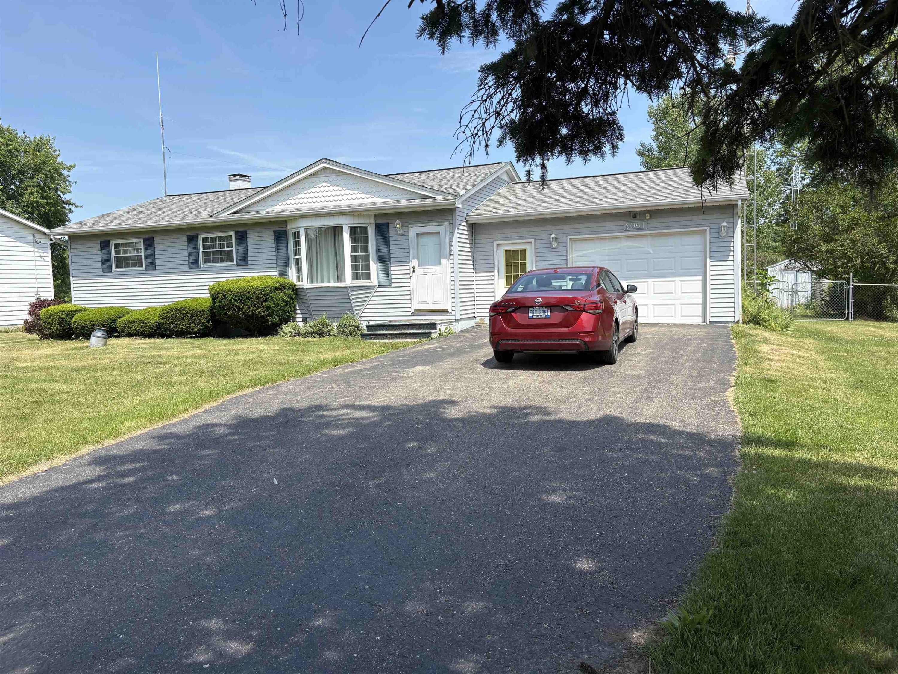 6061 Duffield Road, Swartz Creek, MI 48473 — front exterior