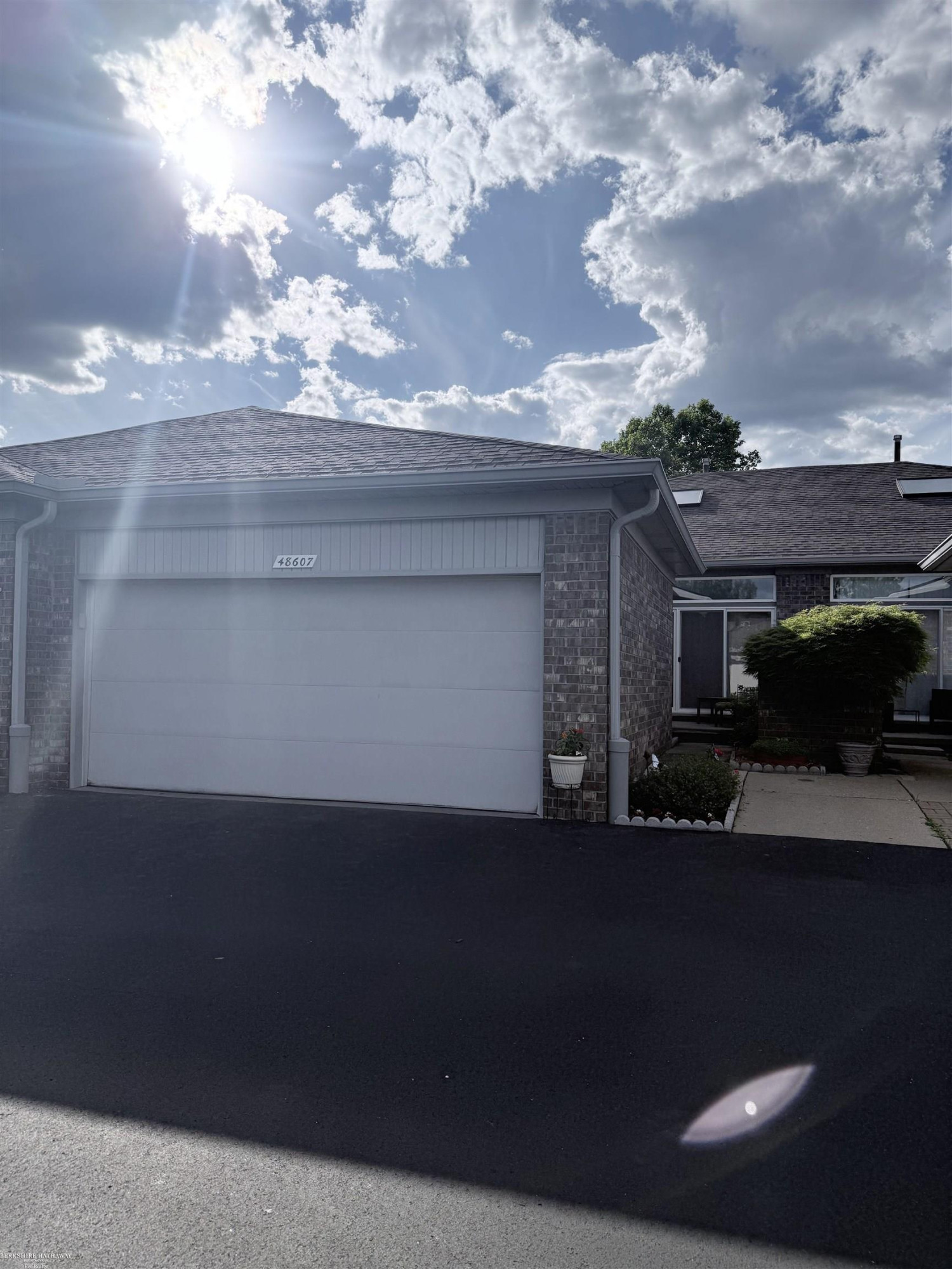 48607 Sugar Bush Court, Shelby Twp, MI 48315 — Photo 49