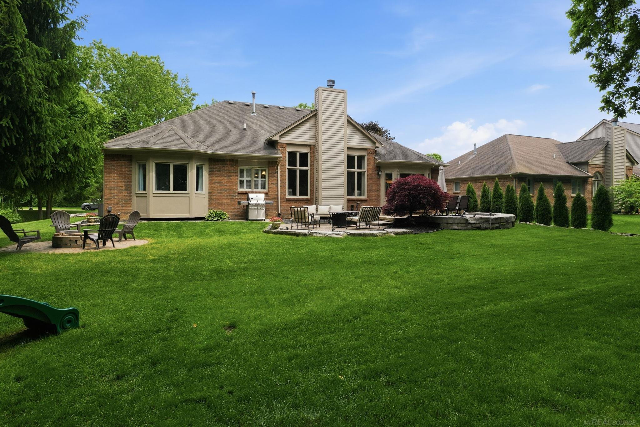 54501 Aurora Park, Shelby Twp, MI 48316 — Photo 3