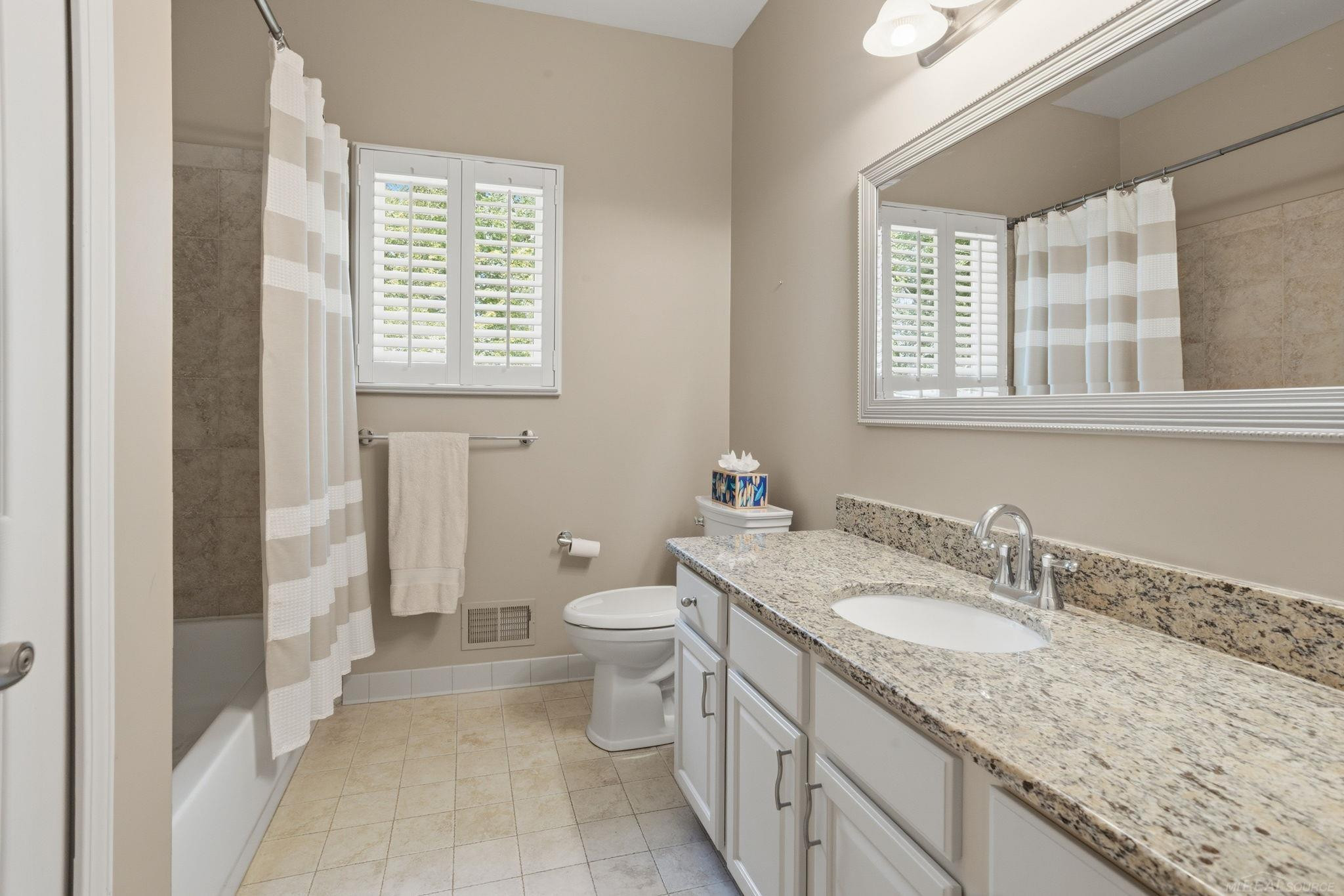 54501 Aurora Park, Shelby Twp, MI 48316 — Photo 22