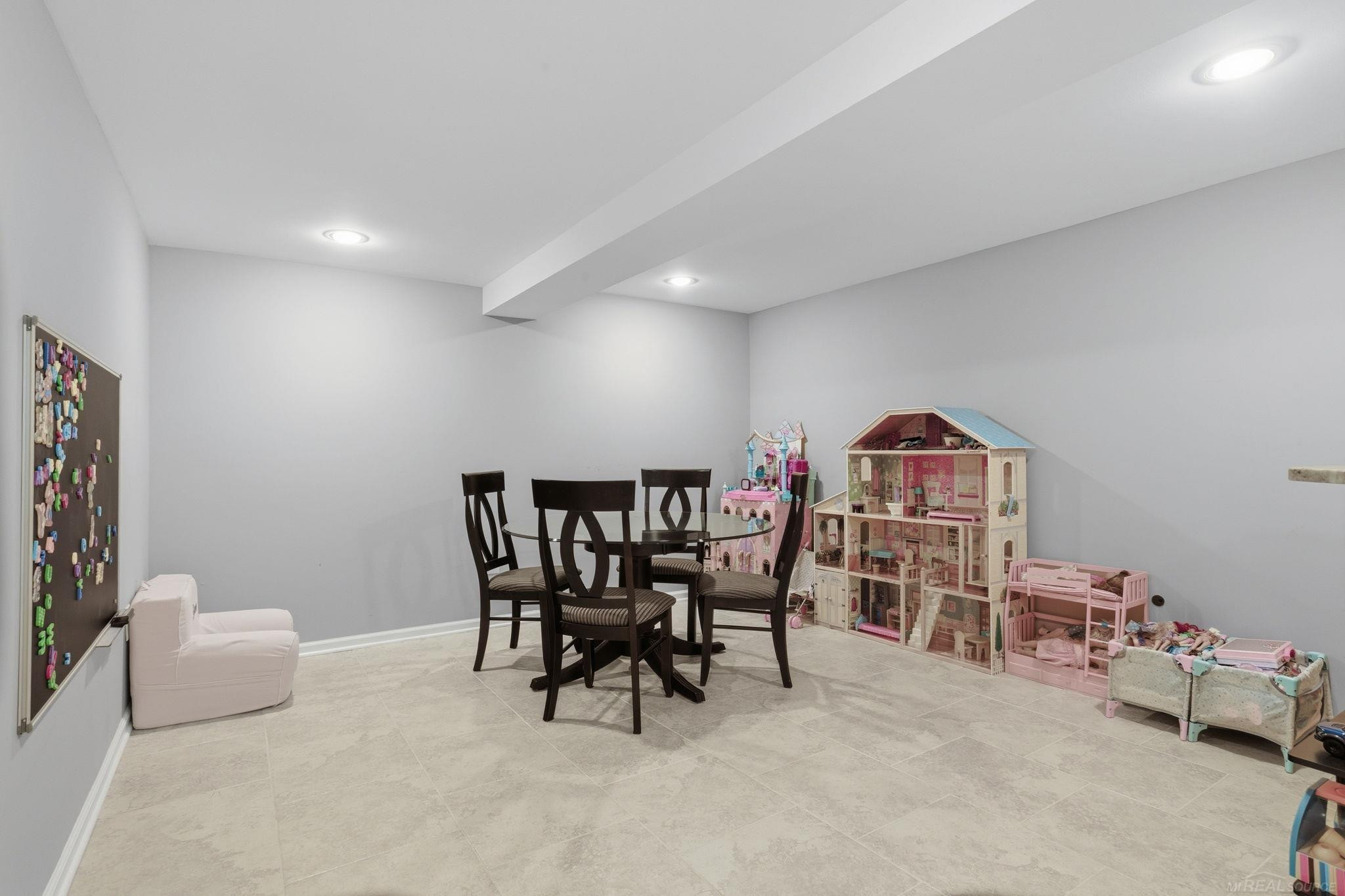 54501 Aurora Park, Shelby Twp, MI 48316 — Photo 33
