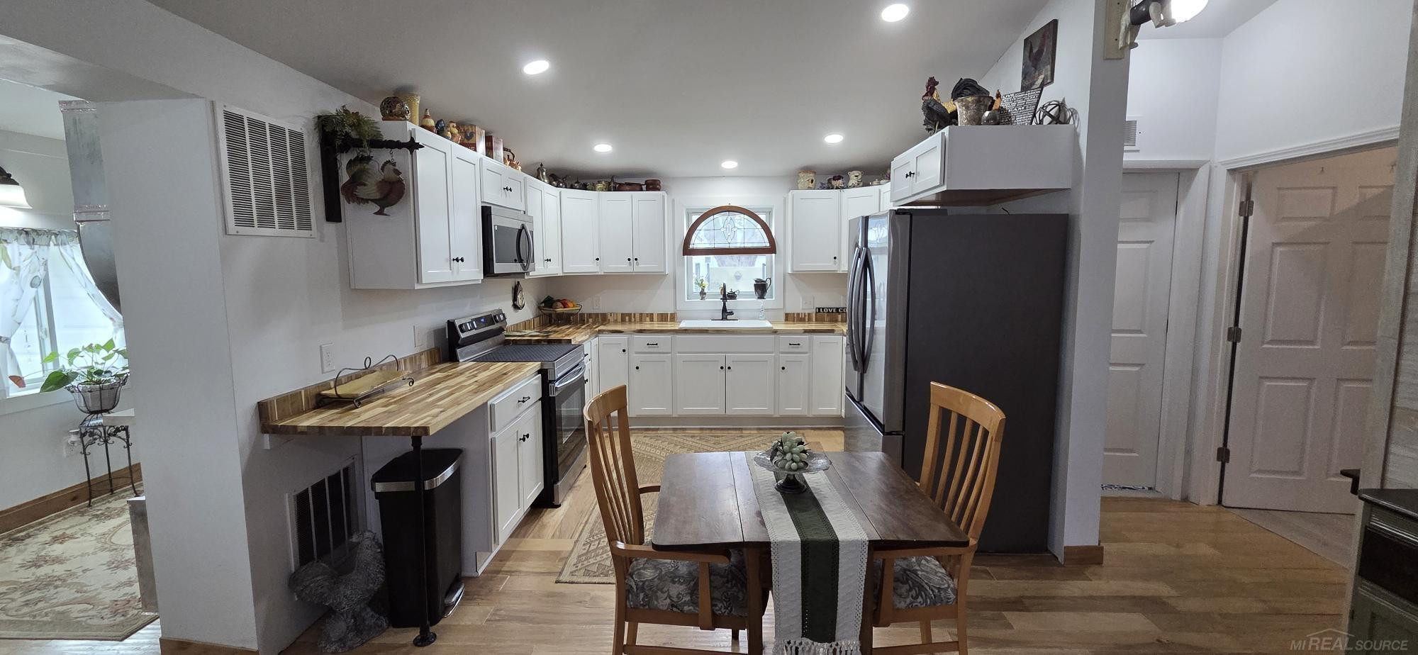 7354 Byron Road, Lexington, MI 48450 — Photo 6