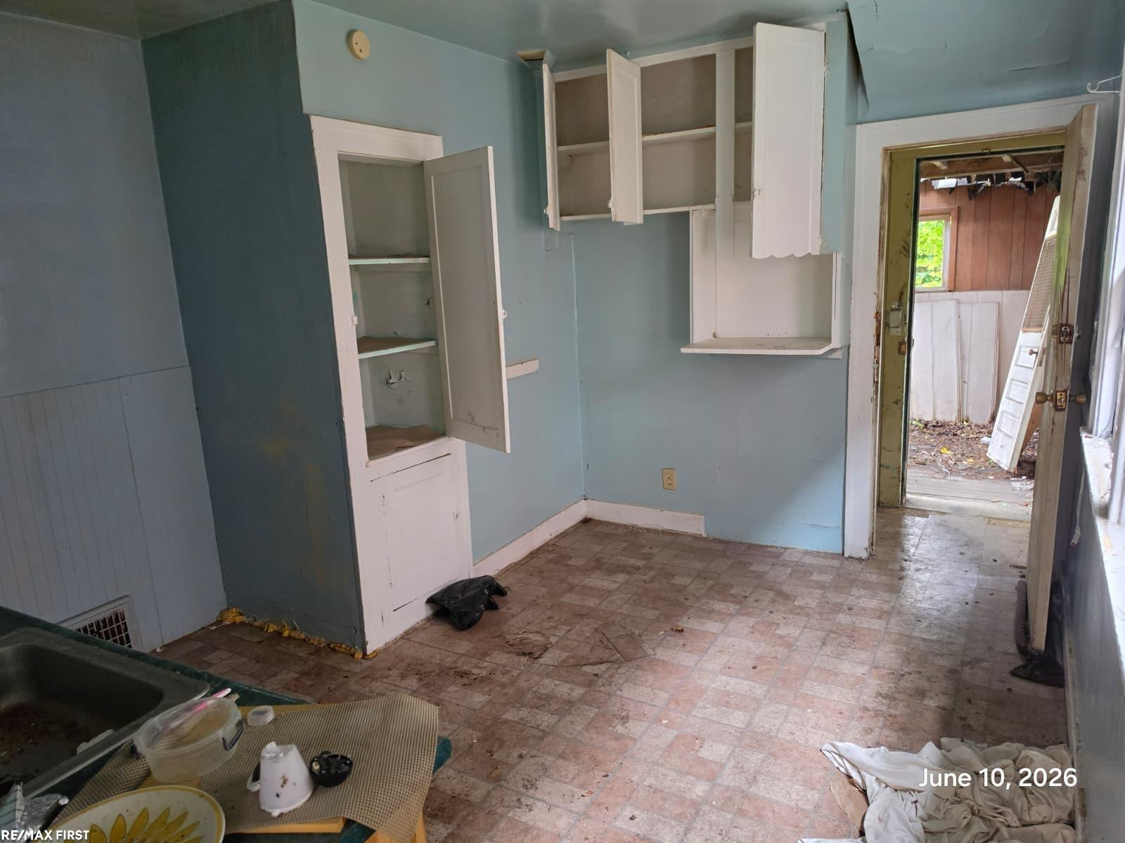 4317 Waverly Street, Detroit, MI 48238 — Photo 3