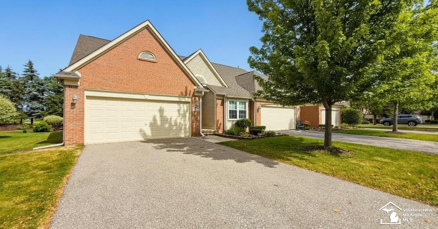5492 Elmhurst Drive, Trenton, MI 48183 — Photo 4