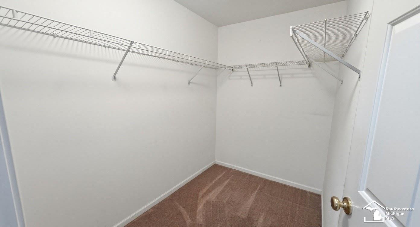 5492 Elmhurst Drive, Trenton, MI 48183 — Photo 16