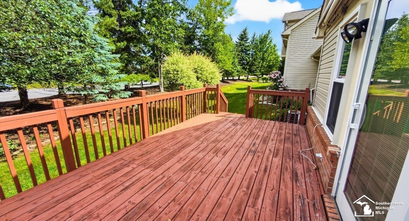 5492 Elmhurst Drive, Trenton, MI 48183 — Photo 30