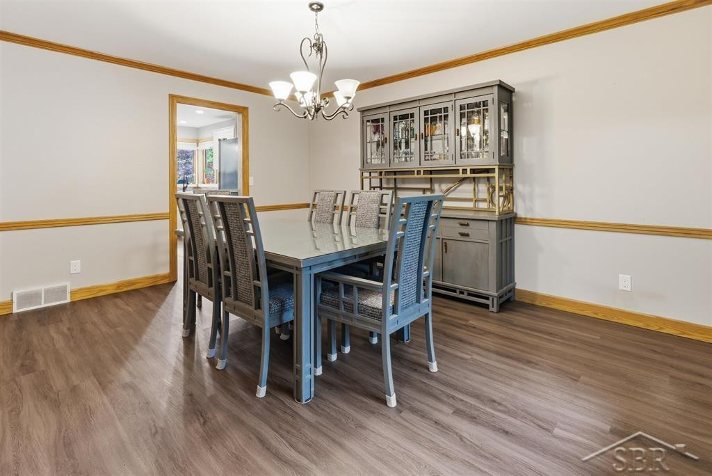 6102 Oak Meadows Court, Midland, MI 48640 — Photo 12