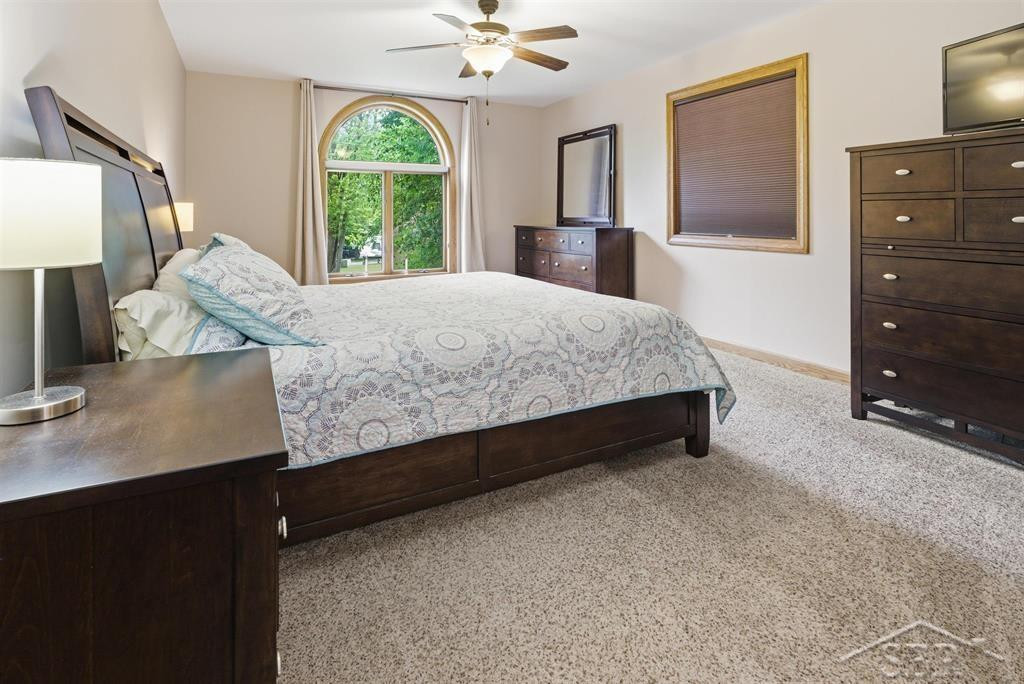 6102 Oak Meadows Court, Midland, MI 48640 — Photo 33