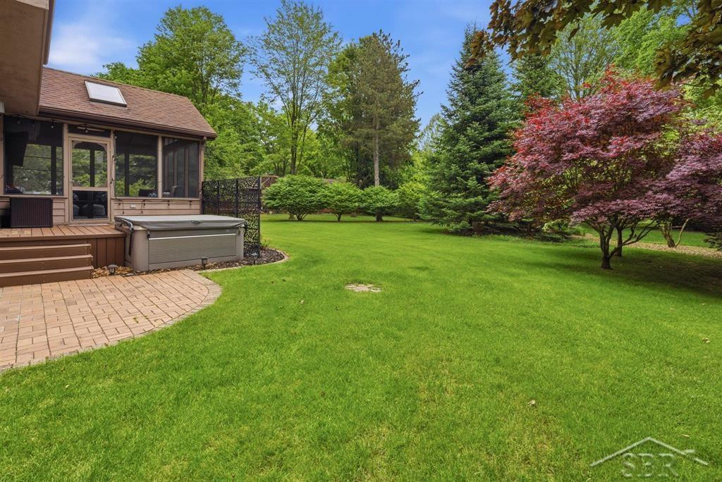 6102 Oak Meadows Court, Midland, MI 48640 — Photo 49