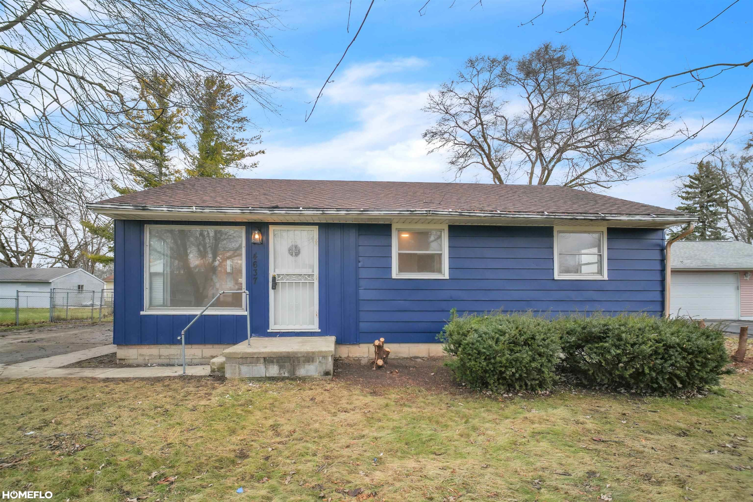 4637 S Gregory Street, MI 48601 — Photo 3