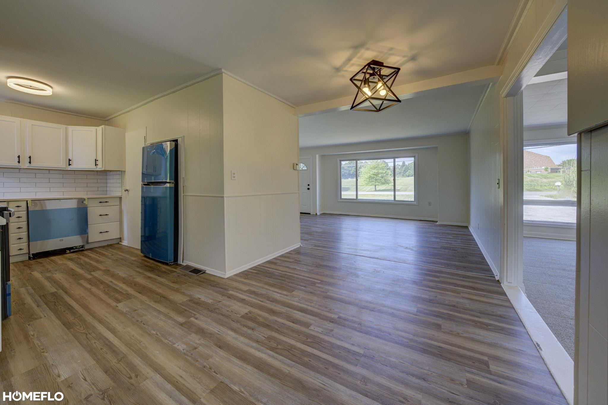 6072 Center Road, Traverse City, MI 49686 — Photo 7
