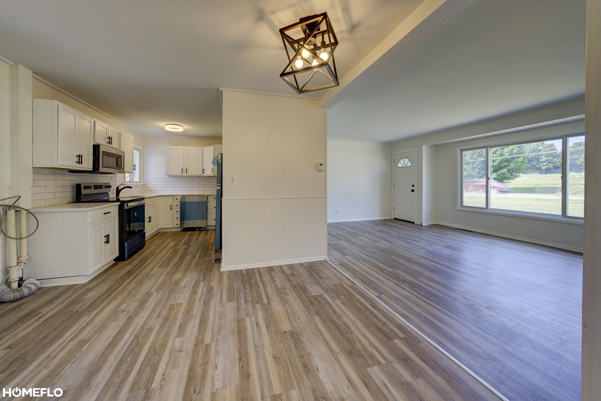 6072 Center Road, Traverse City, MI 49686 — Photo 8