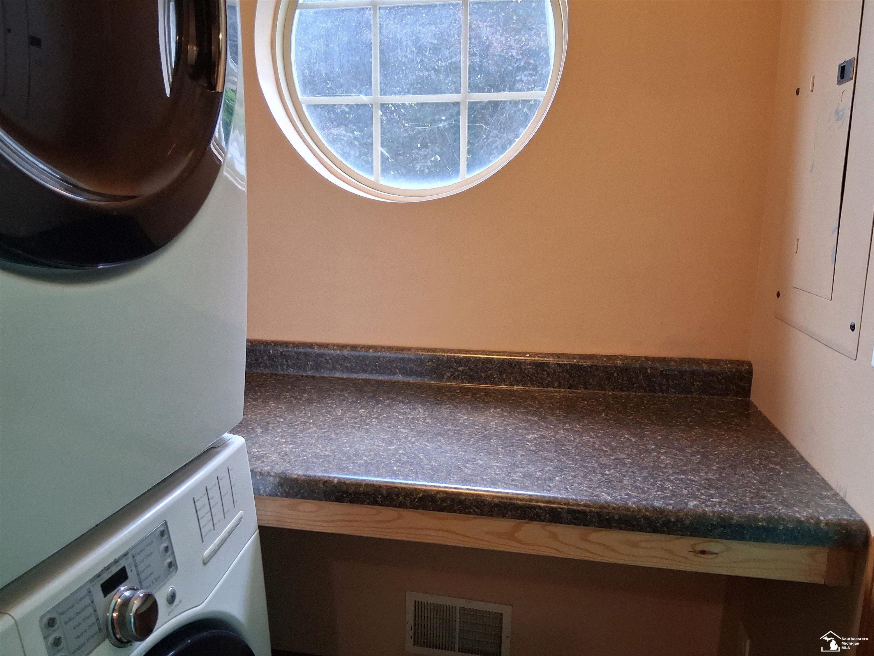 3123 E 10th Street, Monroe, MI 48162 — Photo 13