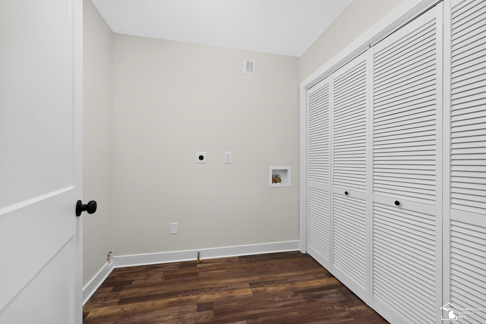 29055 Bredow Avenue, Romulus, MI 48174 — Photo 27