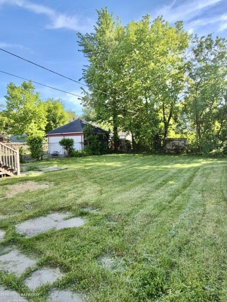 449 Chalmers Street, Detroit, MI 48215 — Photo 23
