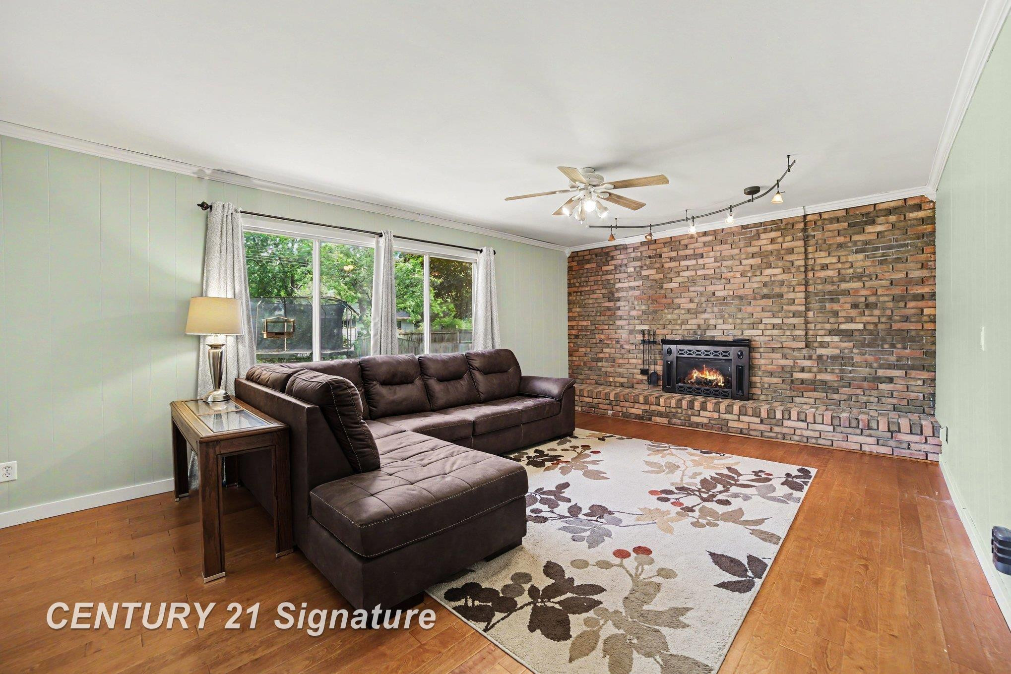 2918 Saint Marys Drive, Midland, MI 48640 — Photo 4