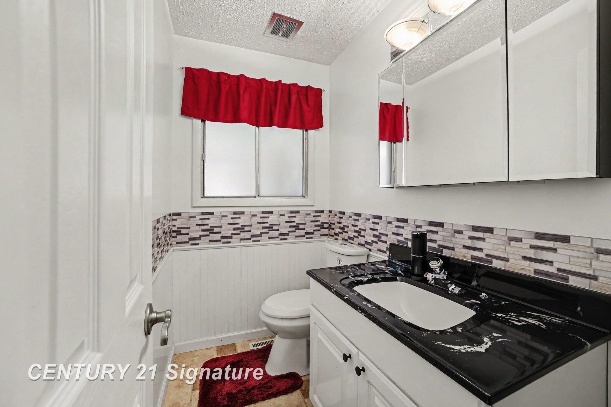 2918 Saint Marys Drive, Midland, MI 48640 — Photo 16