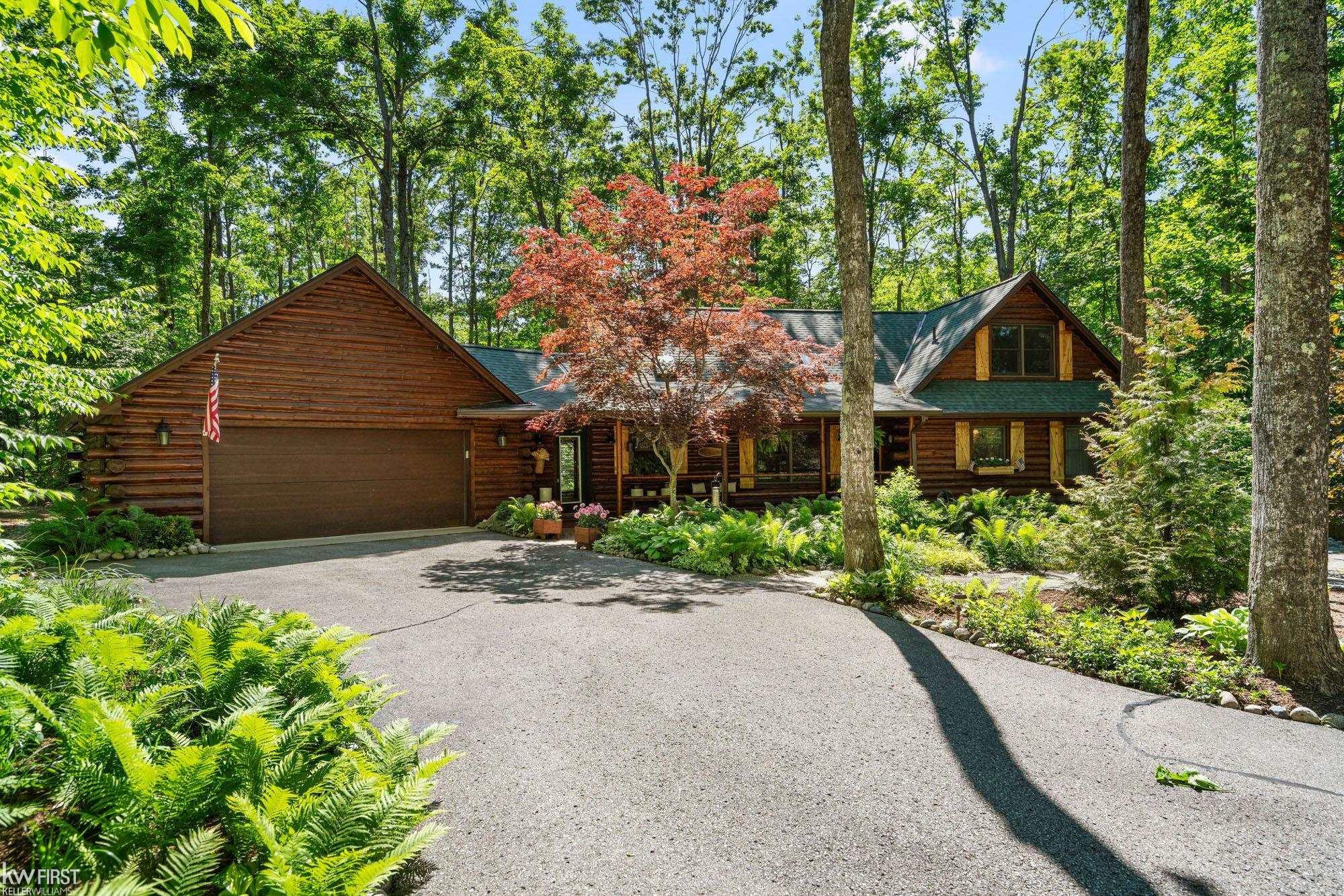 1580 Blackberry Trail, Harbor Springs, MI 49740