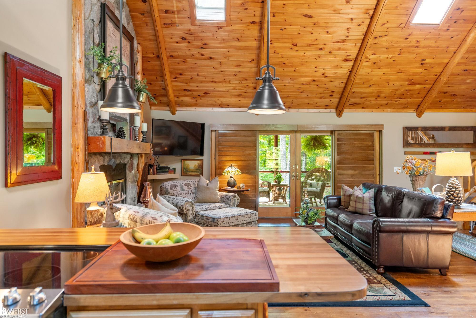 1580 Blackberry Trail, Harbor Springs, MI 49740 — Photo 38