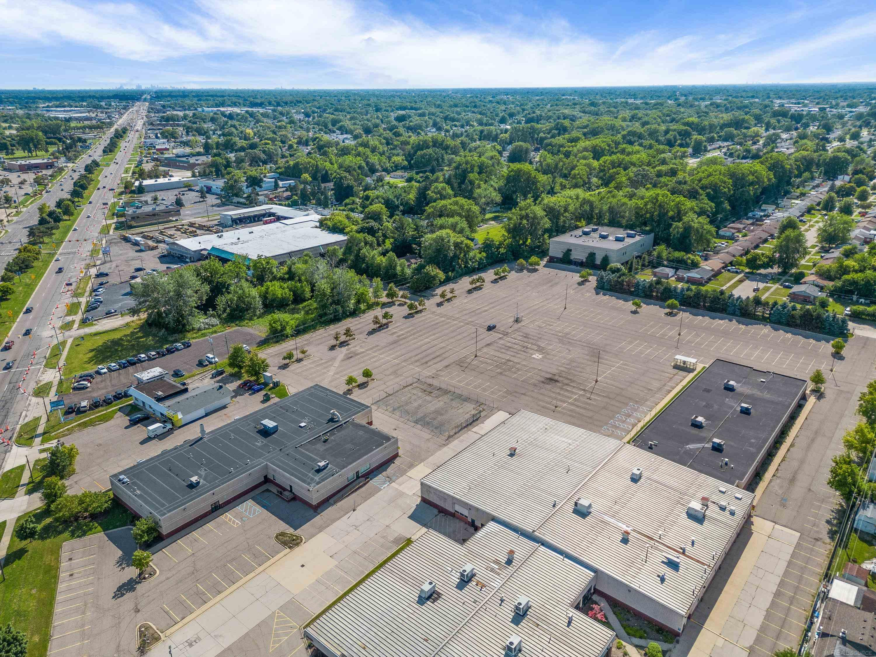 34375 S Gratiot Avenue - Photo 4