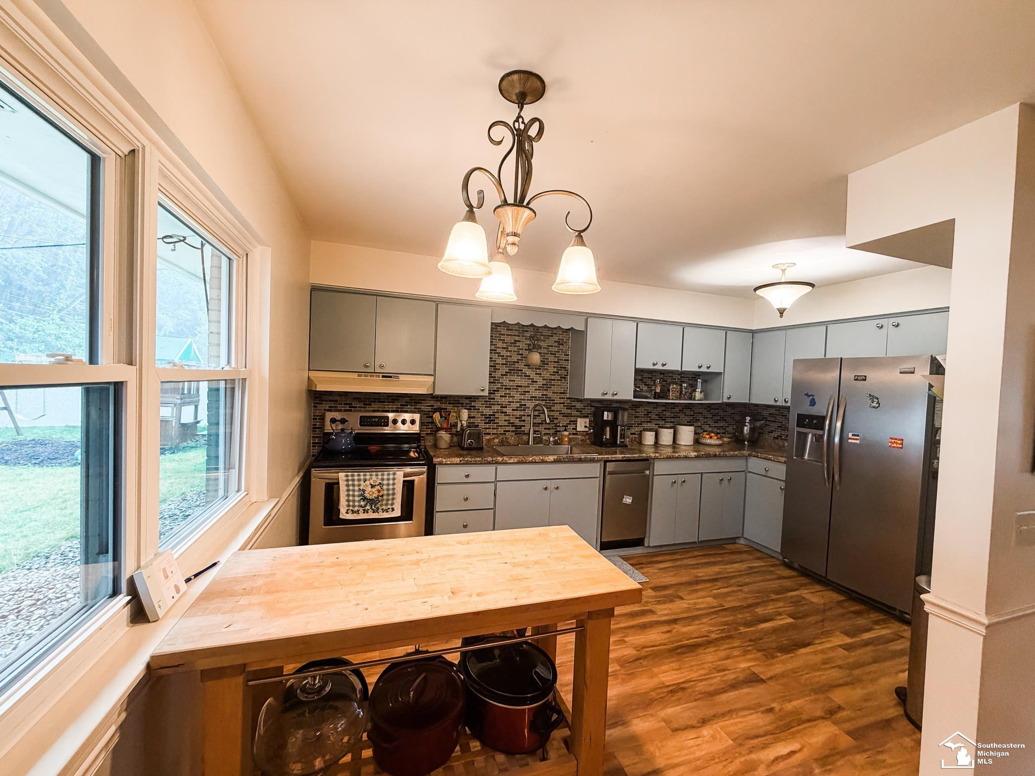 9836 Pamela Drive, Temperance, MI 48182 — Photo 16