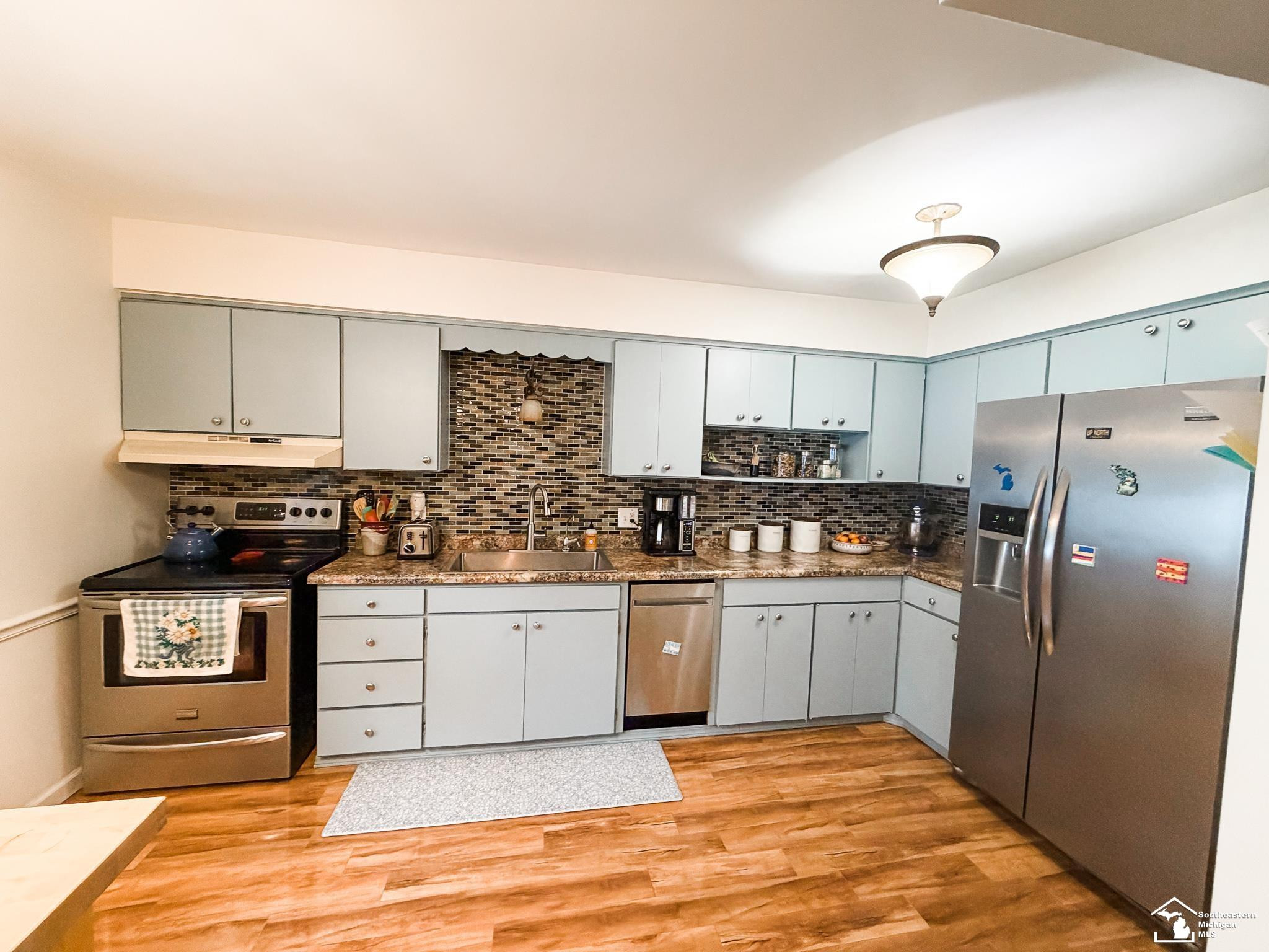 9836 Pamela Drive, Temperance, MI 48182 — Photo 20