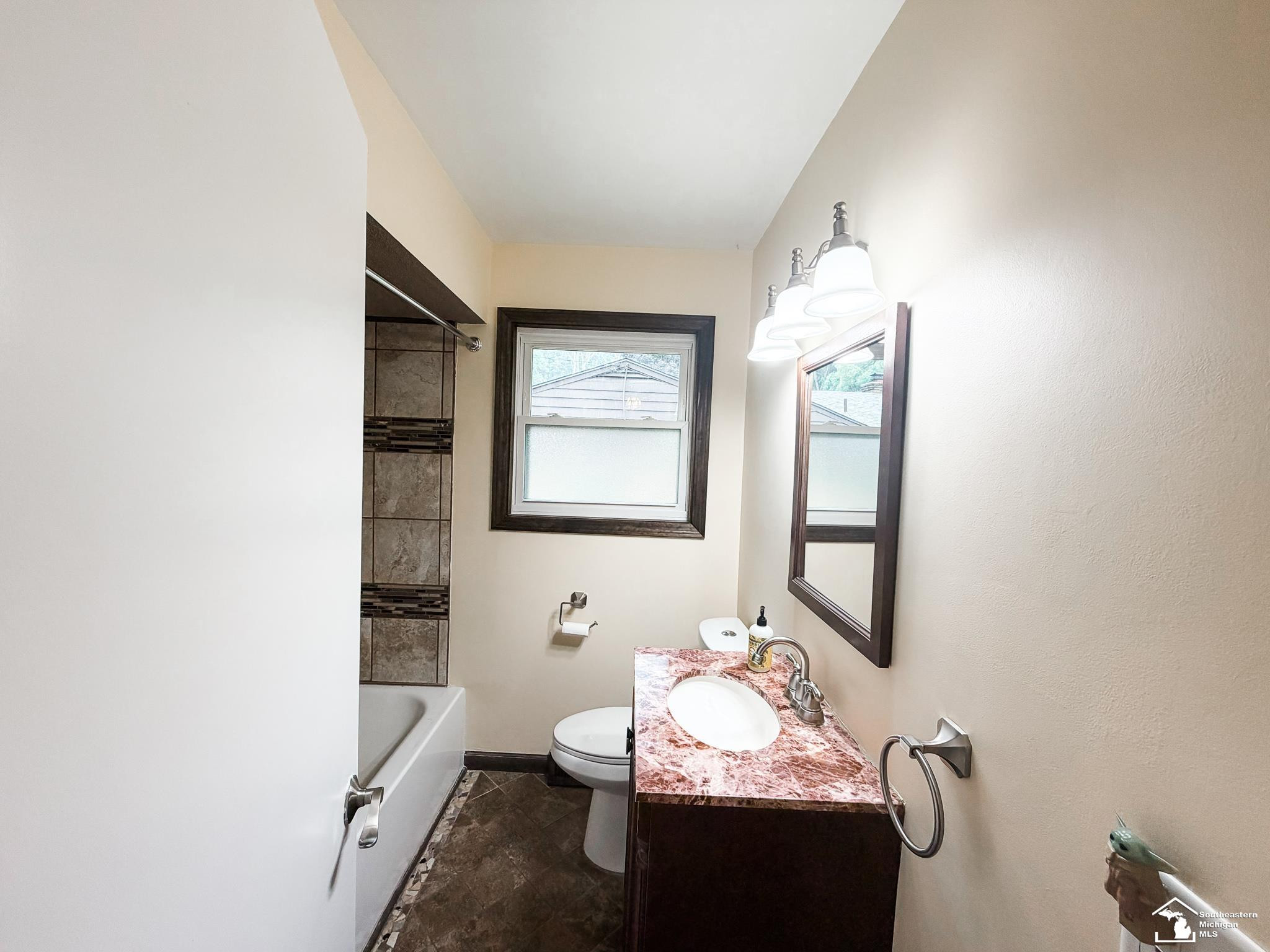 9836 Pamela Drive, Temperance, MI 48182 — Photo 29