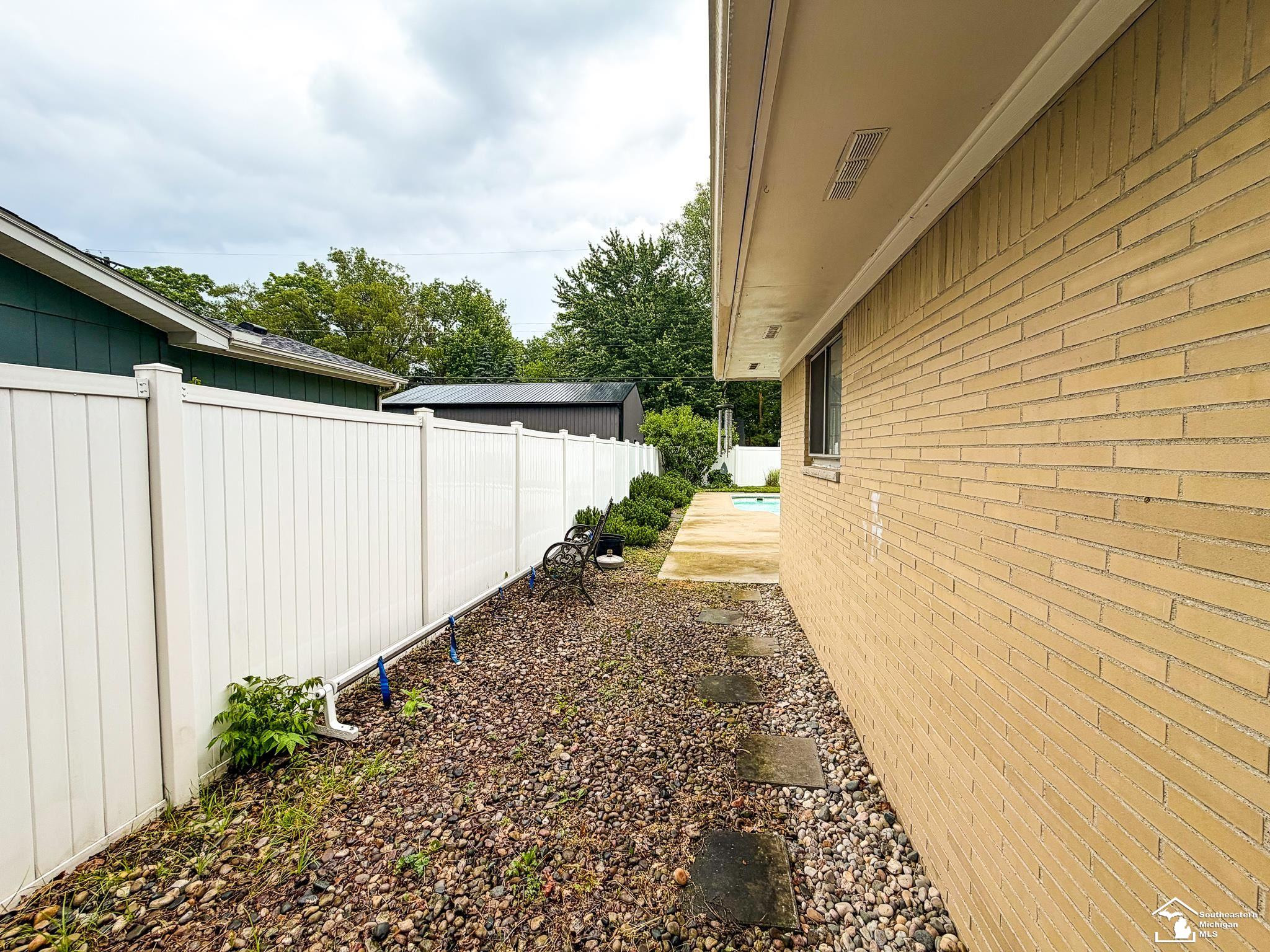 9836 Pamela Drive, Temperance, MI 48182 — Photo 34