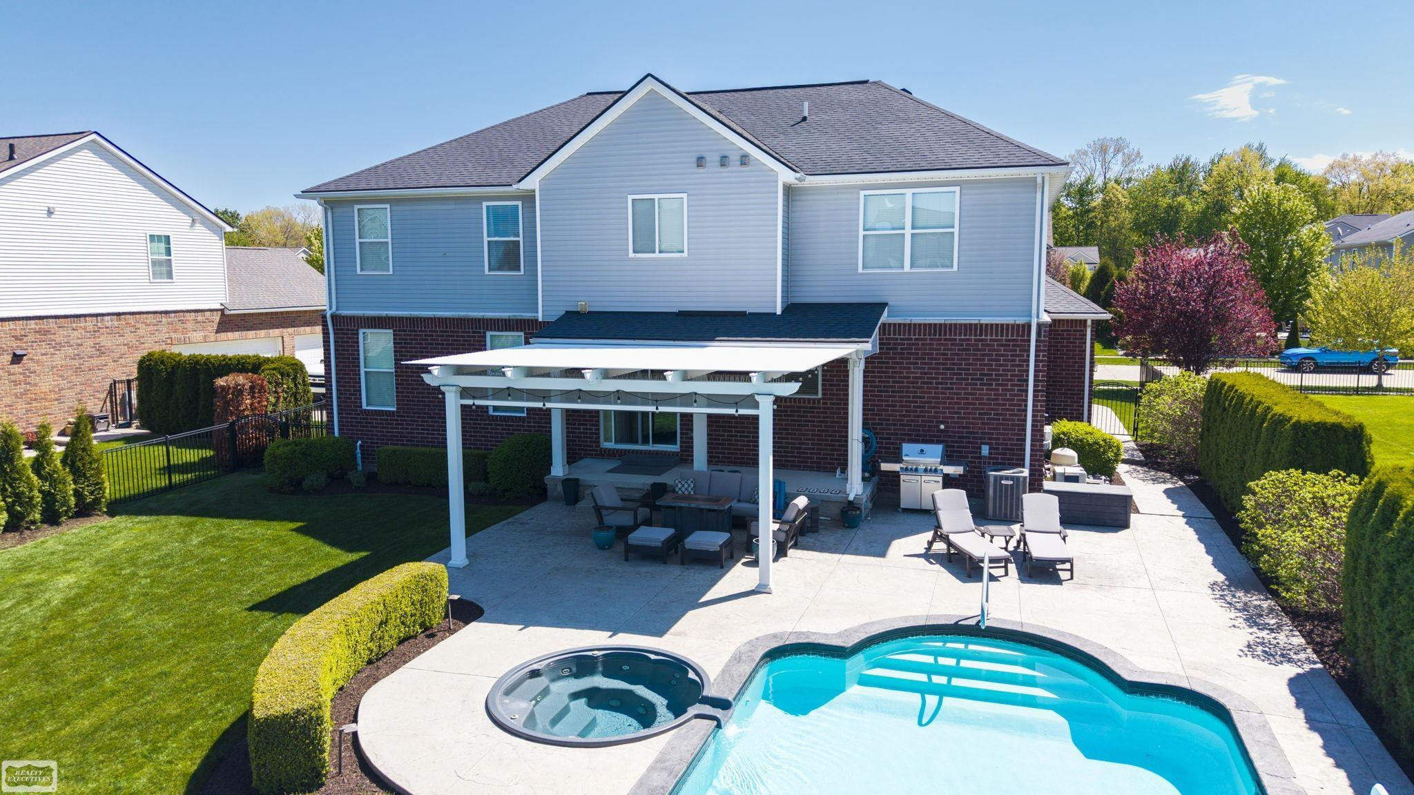 48231 Long Leaf Drive, Macomb, MI 48044 — Photo 4
