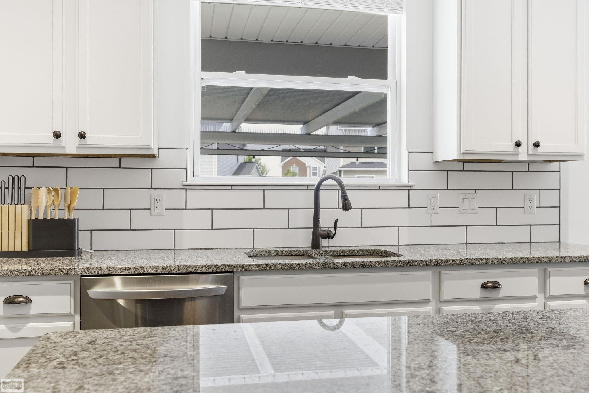 48231 Long Leaf Drive, Macomb, MI 48044 — Photo 34