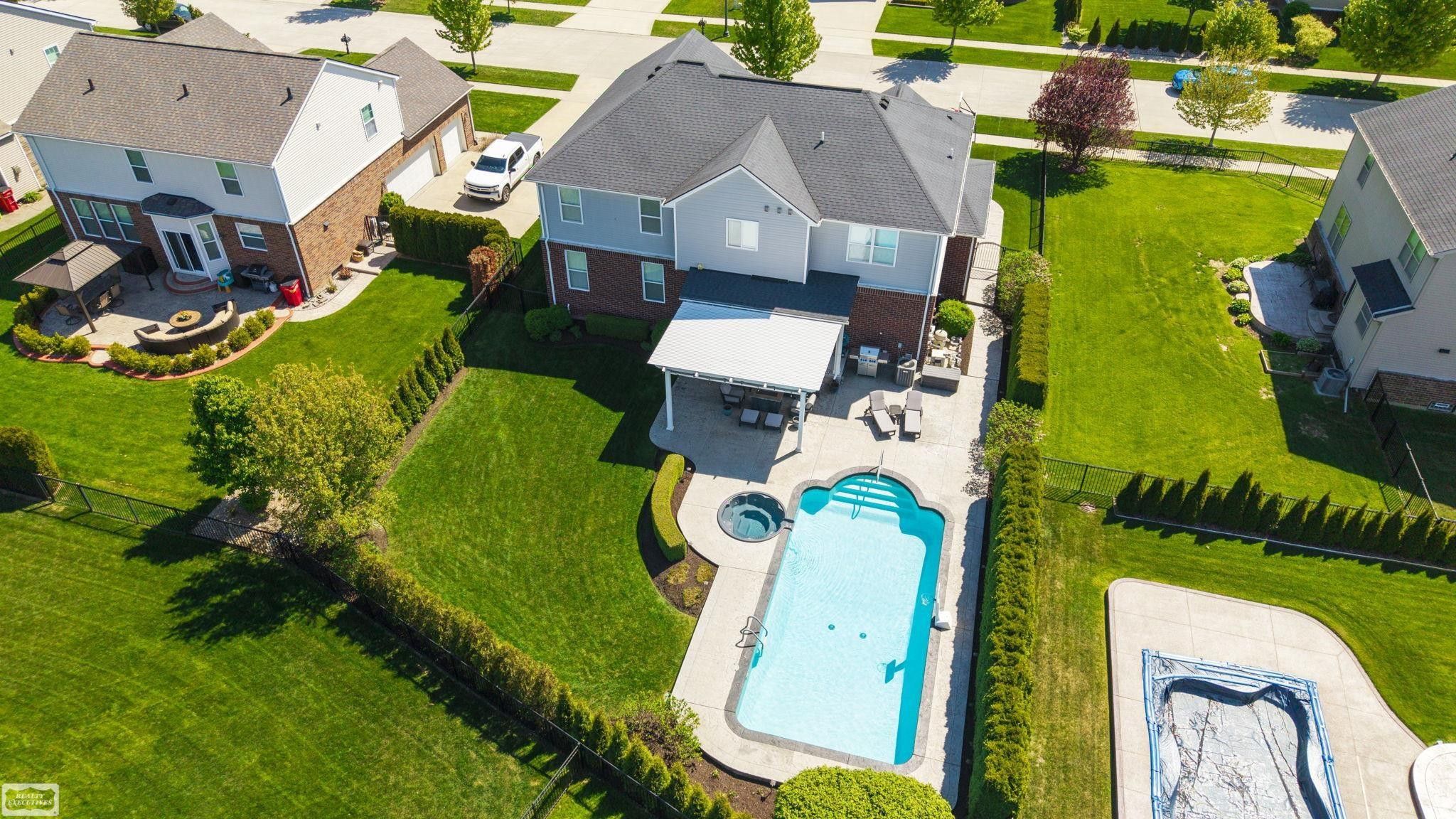 48231 Long Leaf Drive, Macomb, MI 48044 — Photo 61