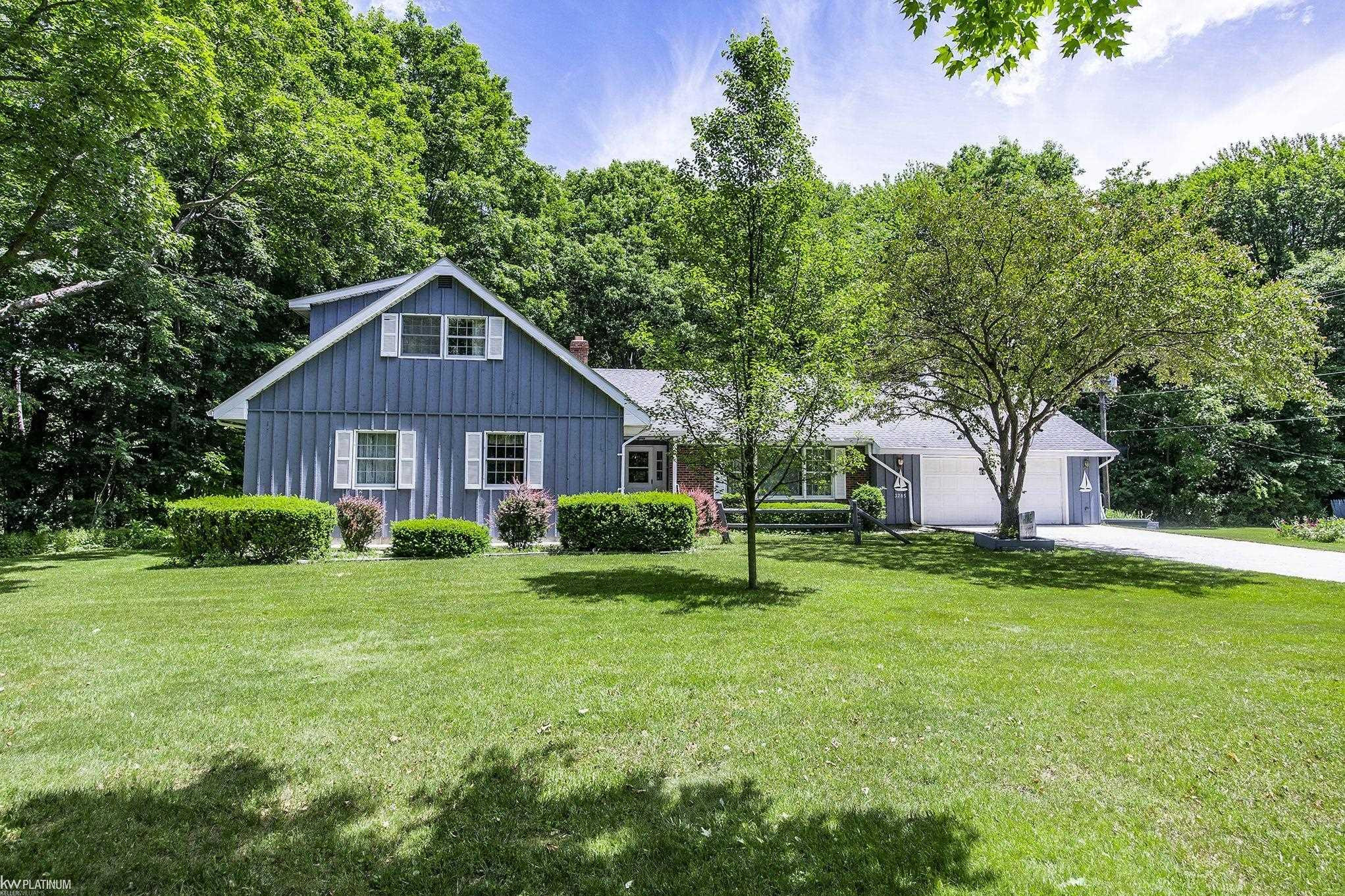 3285 Yorkshire Drive, Port Huron, MI 48060 — Photo 2