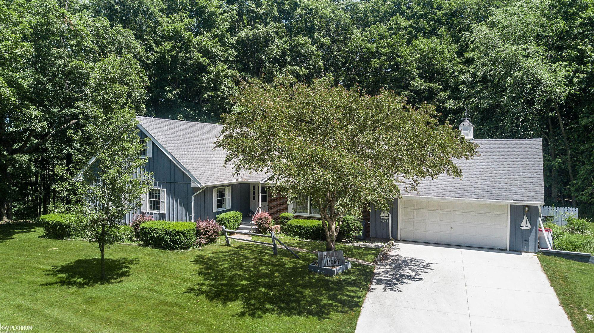3285 Yorkshire Drive, Port Huron, MI 48060 — Photo 4