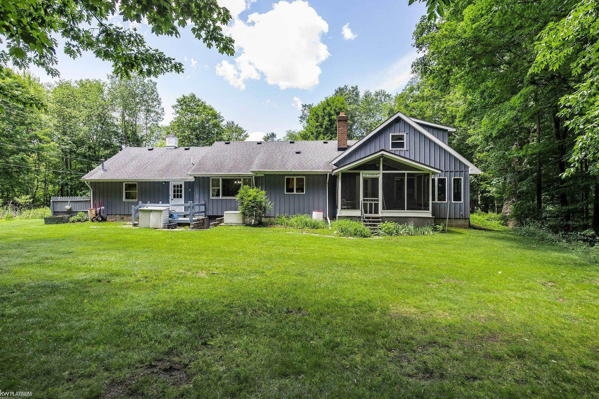 3285 Yorkshire Drive, Port Huron, MI 48060 — Photo 10
