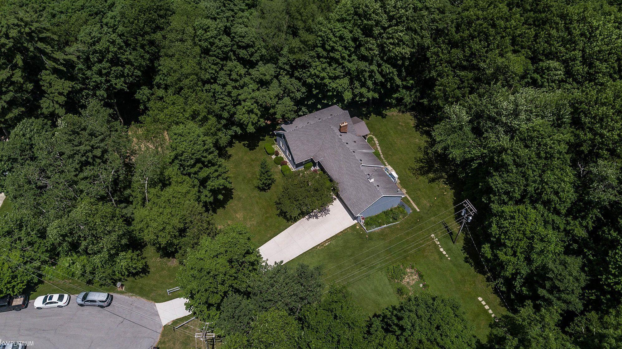 3285 Yorkshire Drive, Port Huron, MI 48060 — Photo 16