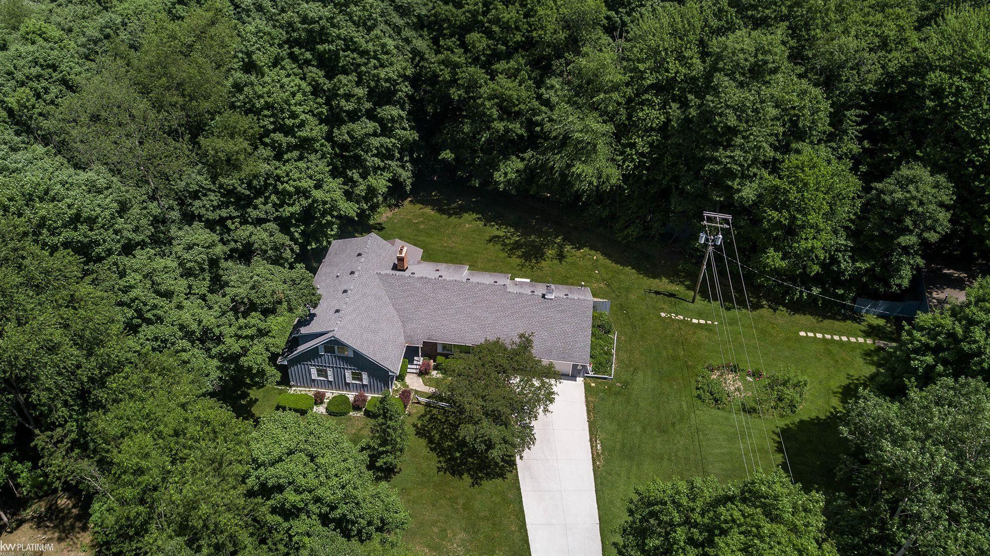 3285 Yorkshire Drive, Port Huron, MI 48060 — Photo 18