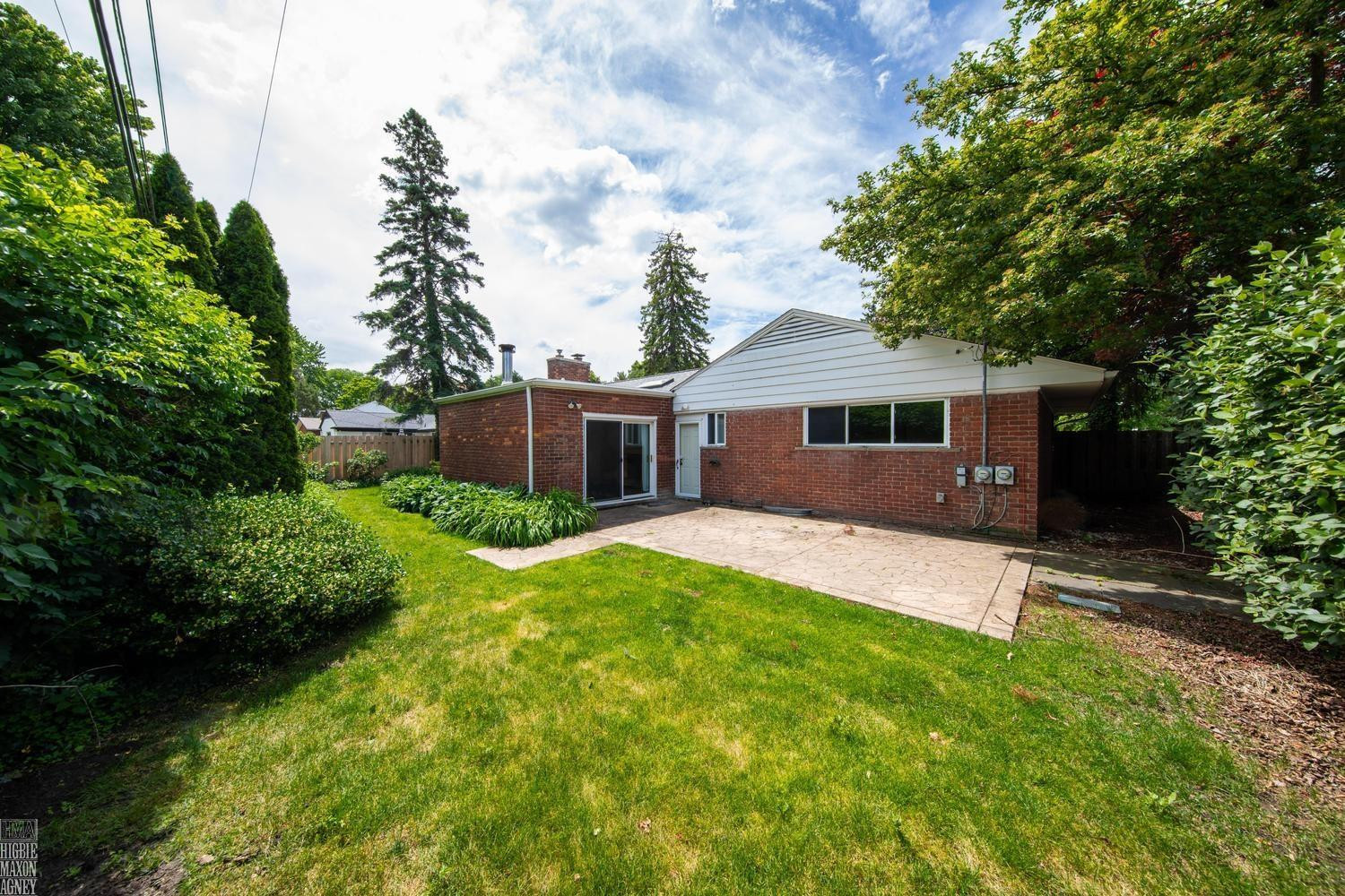 930 E Crescent Lane, Grosse Pointe Woods, MI 48236 — Photo 27