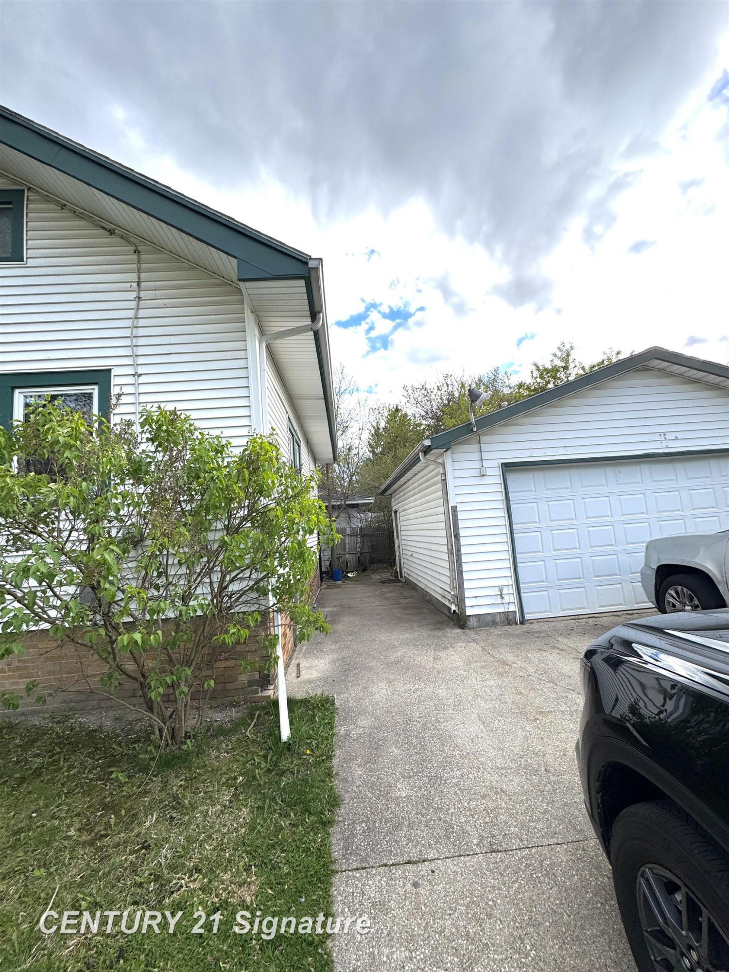 903 S Mason Street, Saginaw, MI 48602 — Photo 3